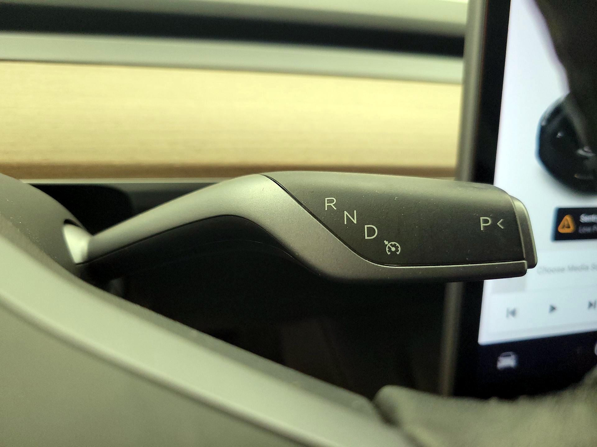 Thumbnail: 2022 Tesla Model Y - 17