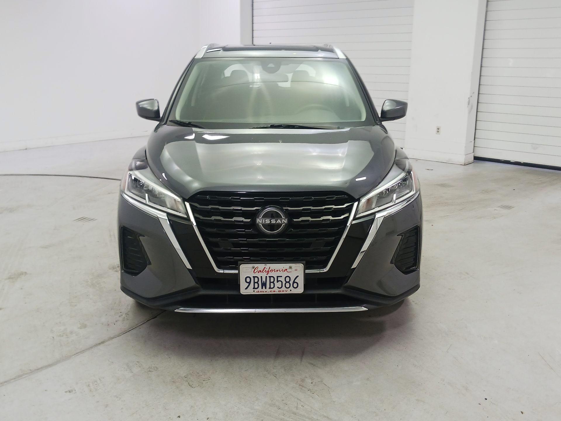 Thumbnail: 2022 Nissan Kicks - 2