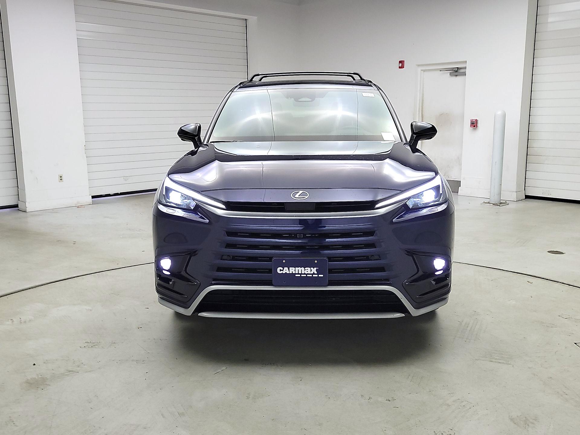 Thumbnail: 2024 Lexus TX - 2