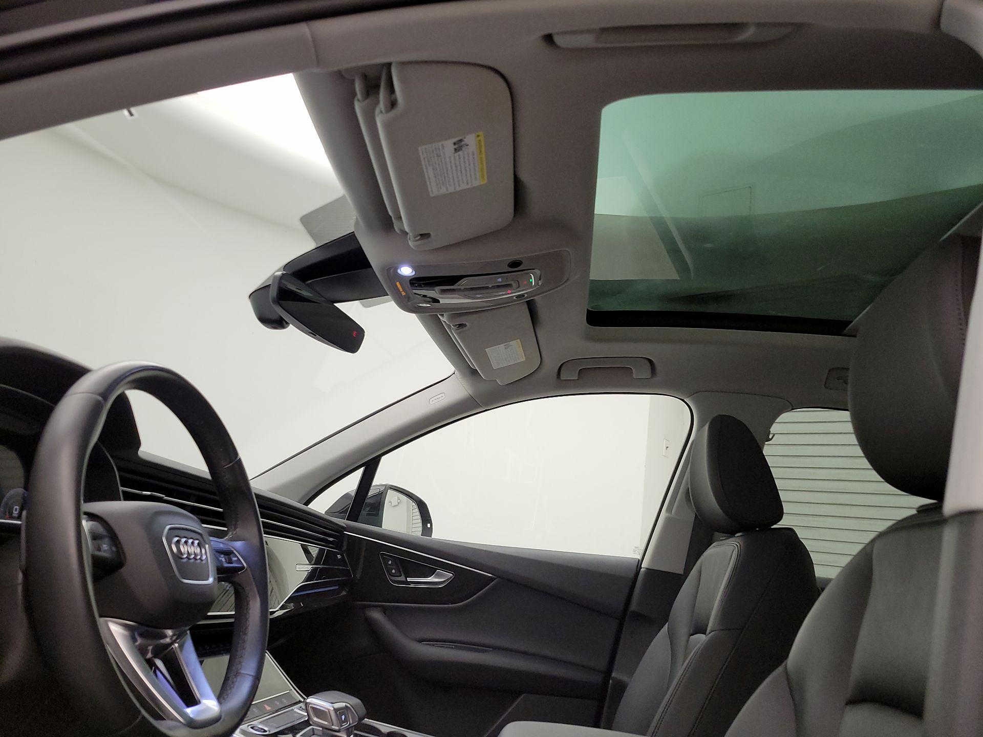 Thumbnail: 2023 Audi Q7 - 20