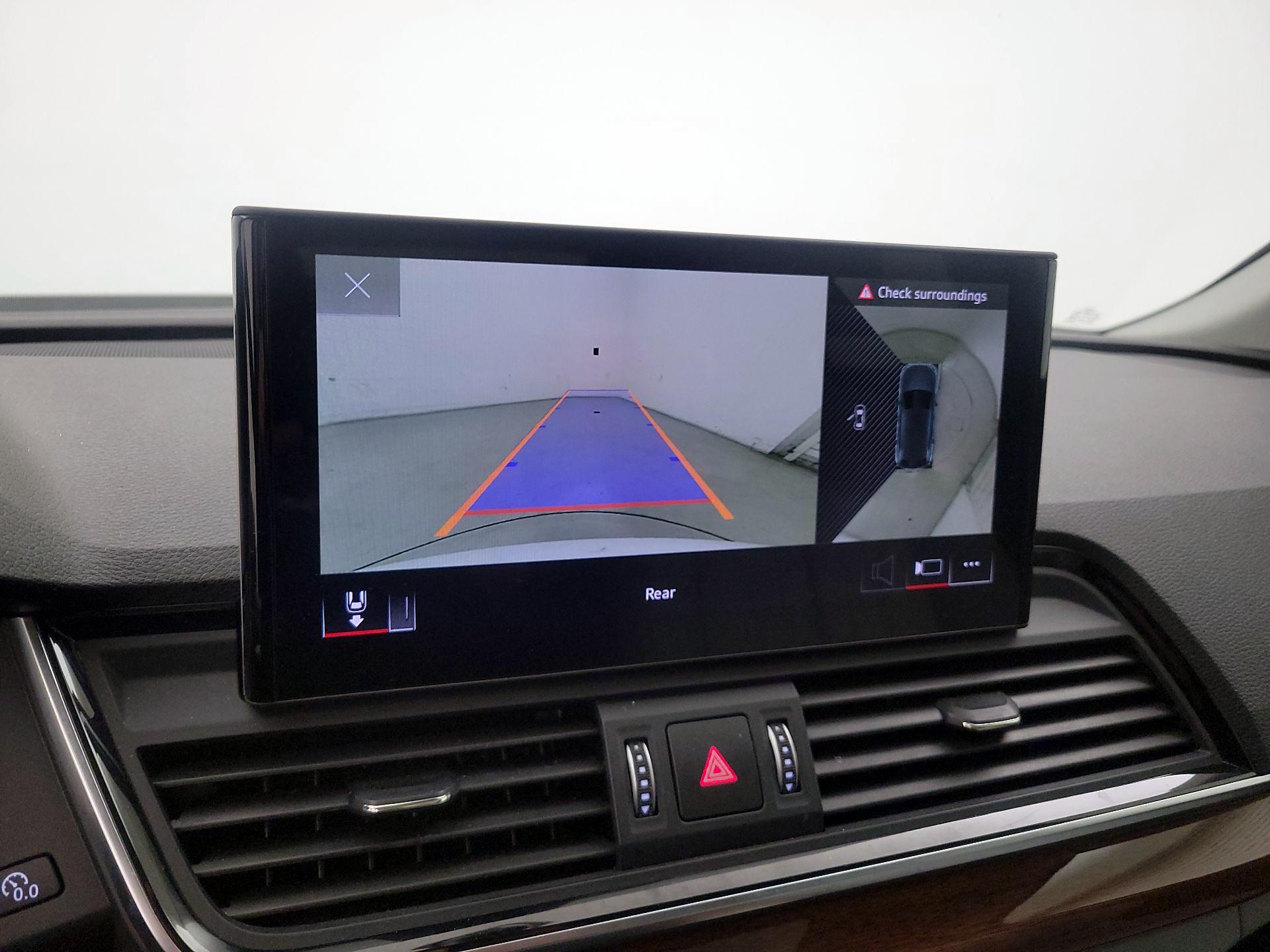 Thumbnail: 2022 Audi Q5 - 14