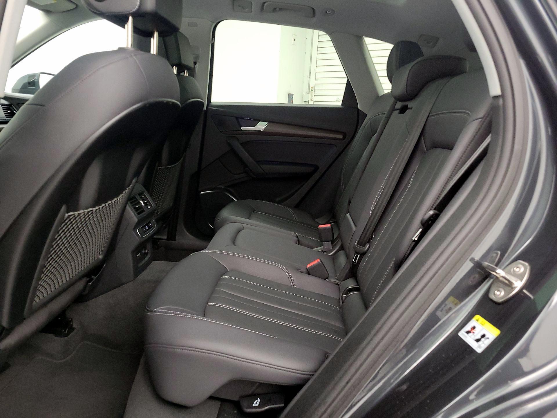 Thumbnail: 2023 Audi Q5 - 19