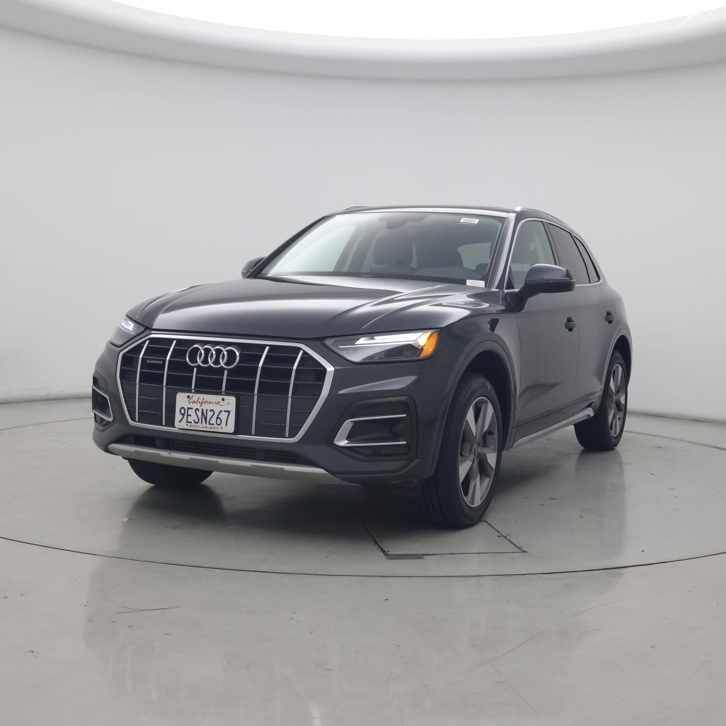 Thumbnail: 2023 Audi Q5 - 4