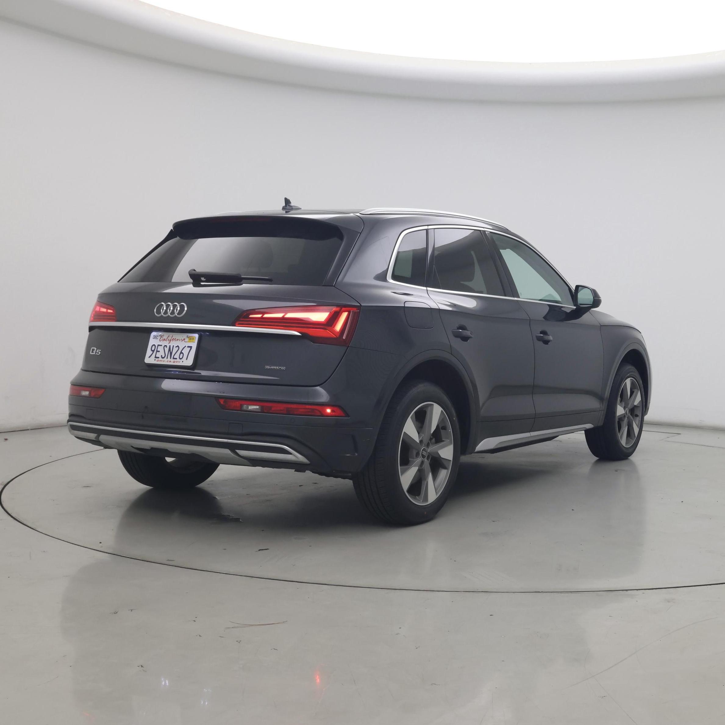 Thumbnail: 2023 Audi Q5 - 8