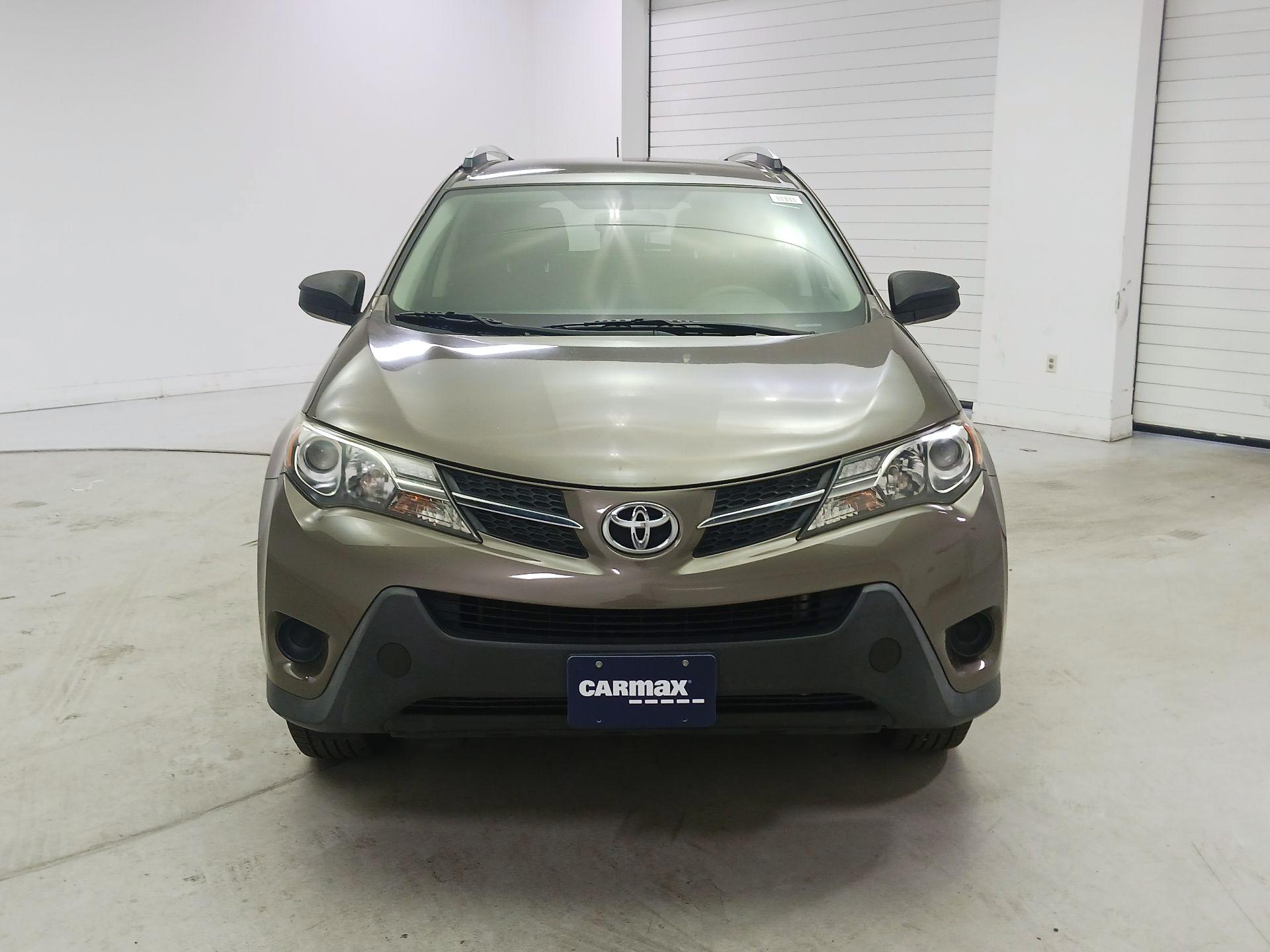 Thumbnail: 2015 Toyota RAV4 - 2