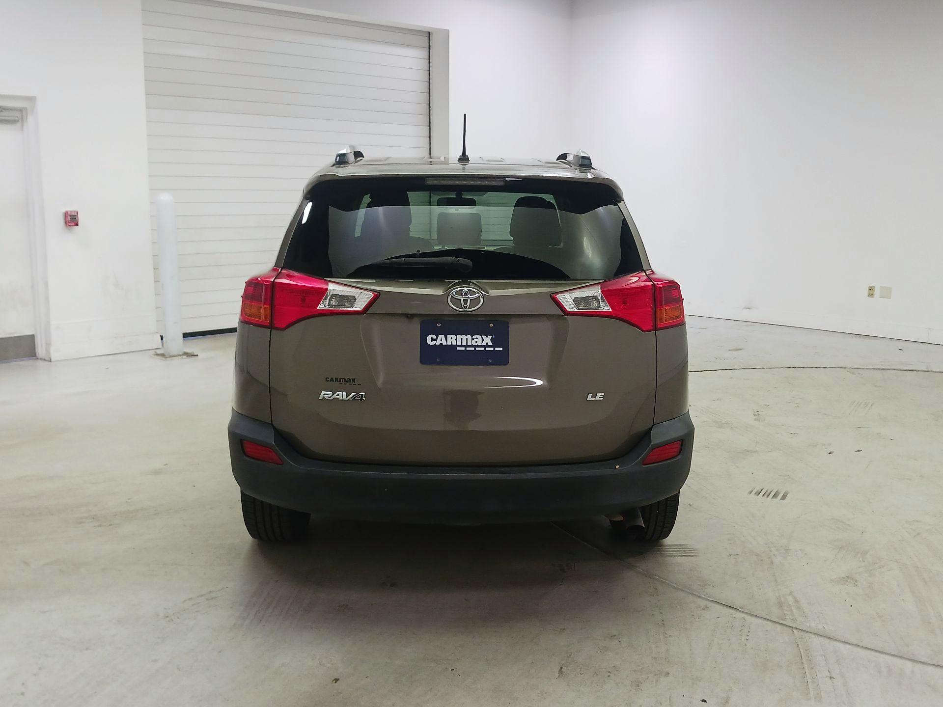 Thumbnail: 2015 Toyota RAV4 - 6