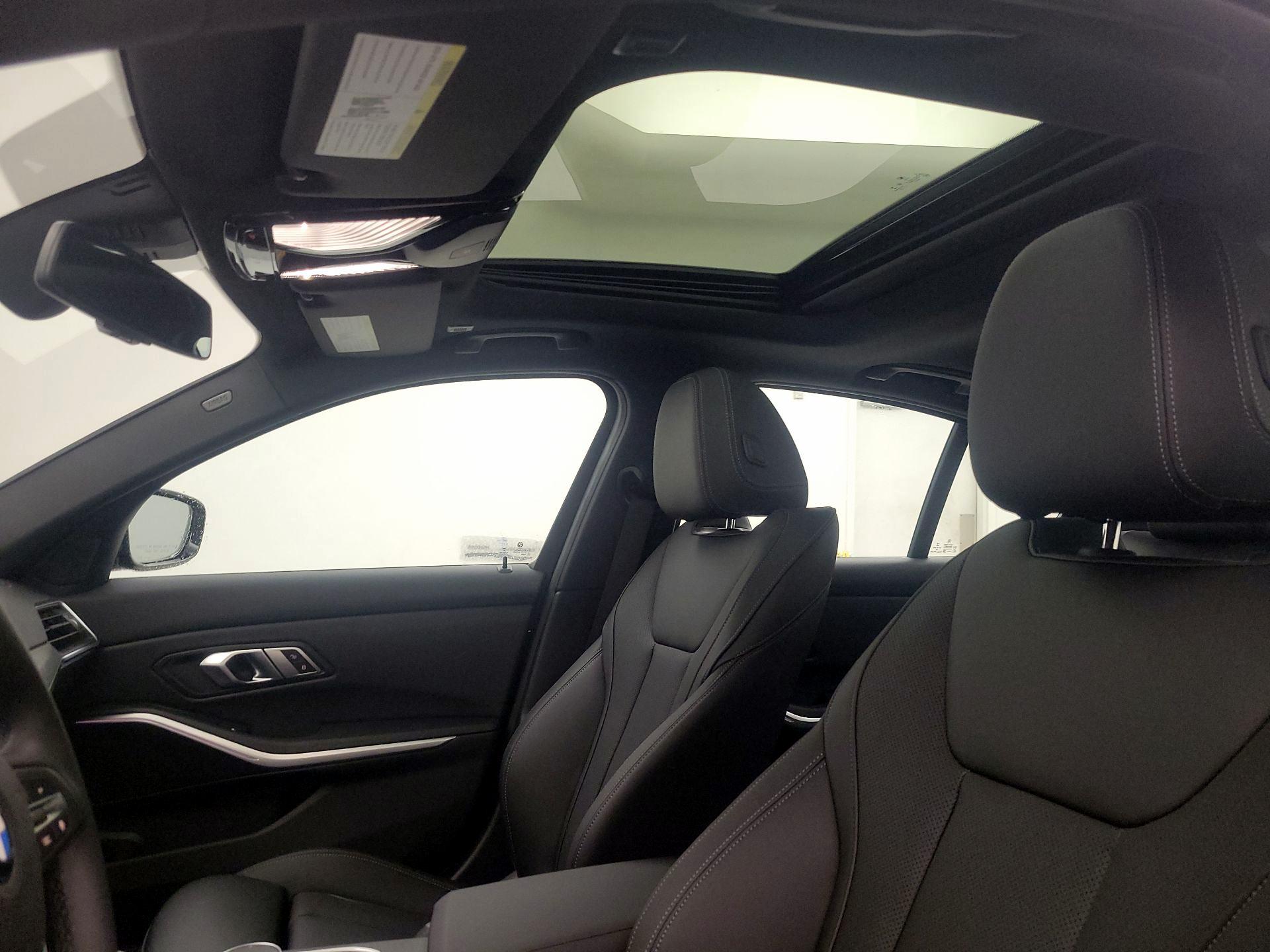 Thumbnail: 2023 BMW 3 Series - 20