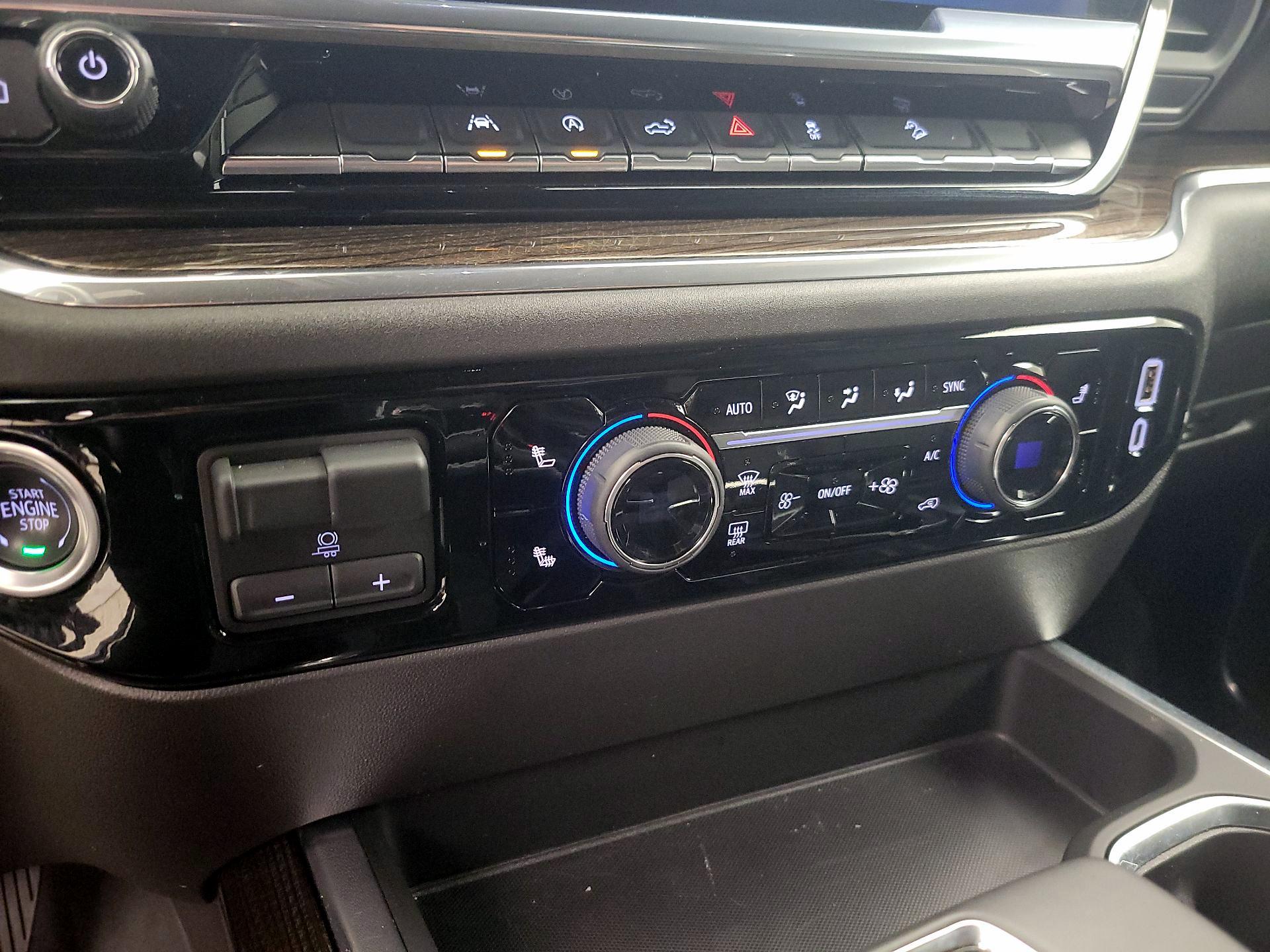 Thumbnail: 2024 Chevrolet Silverado 1500 - 17