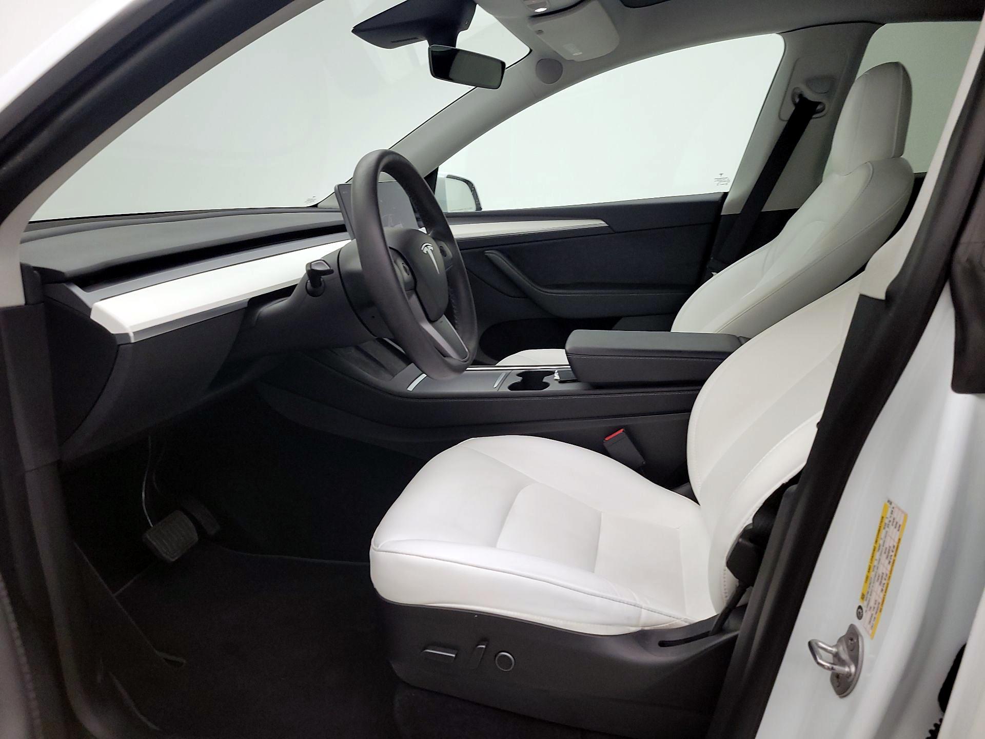 Thumbnail: 2022 Tesla Model Y - 11