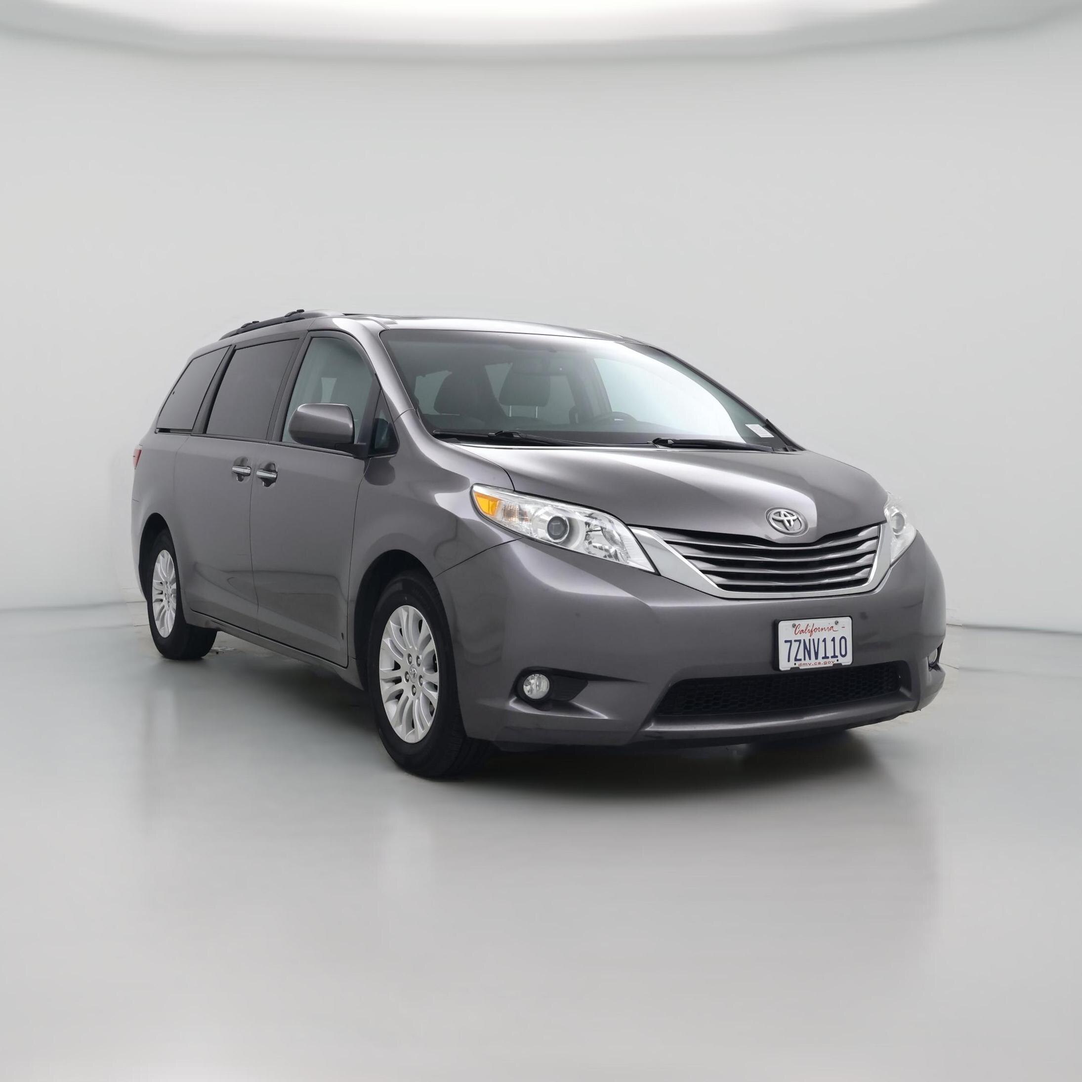 Thumbnail: 2017 Toyota Sienna - 1