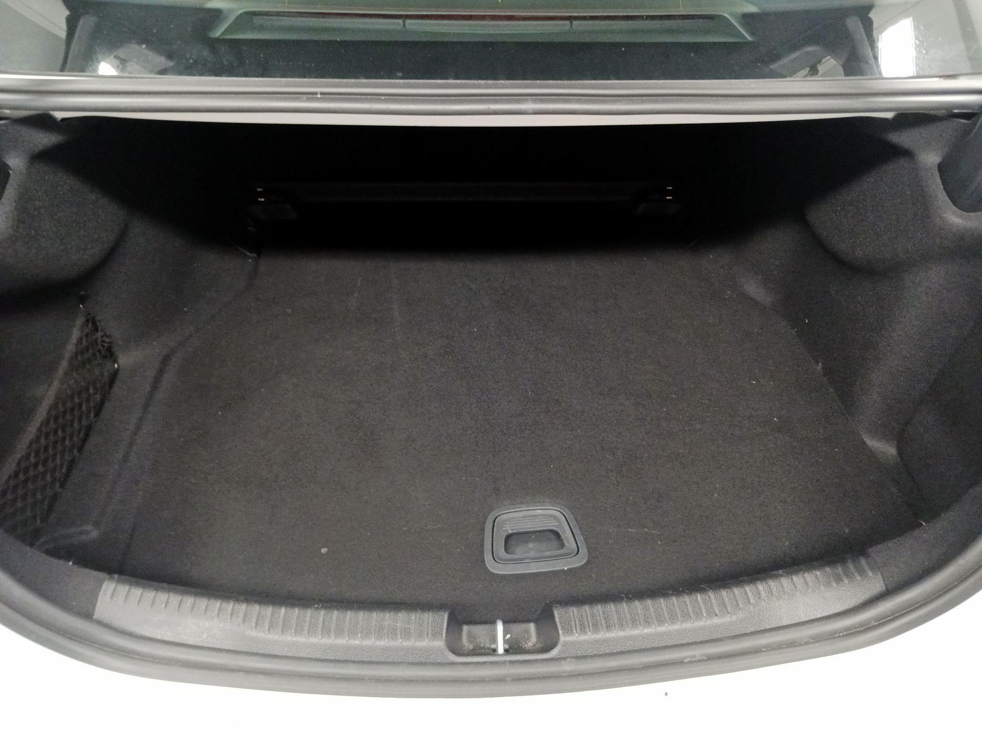 Thumbnail: 2023 Mercedes-Benz C-Class - 14