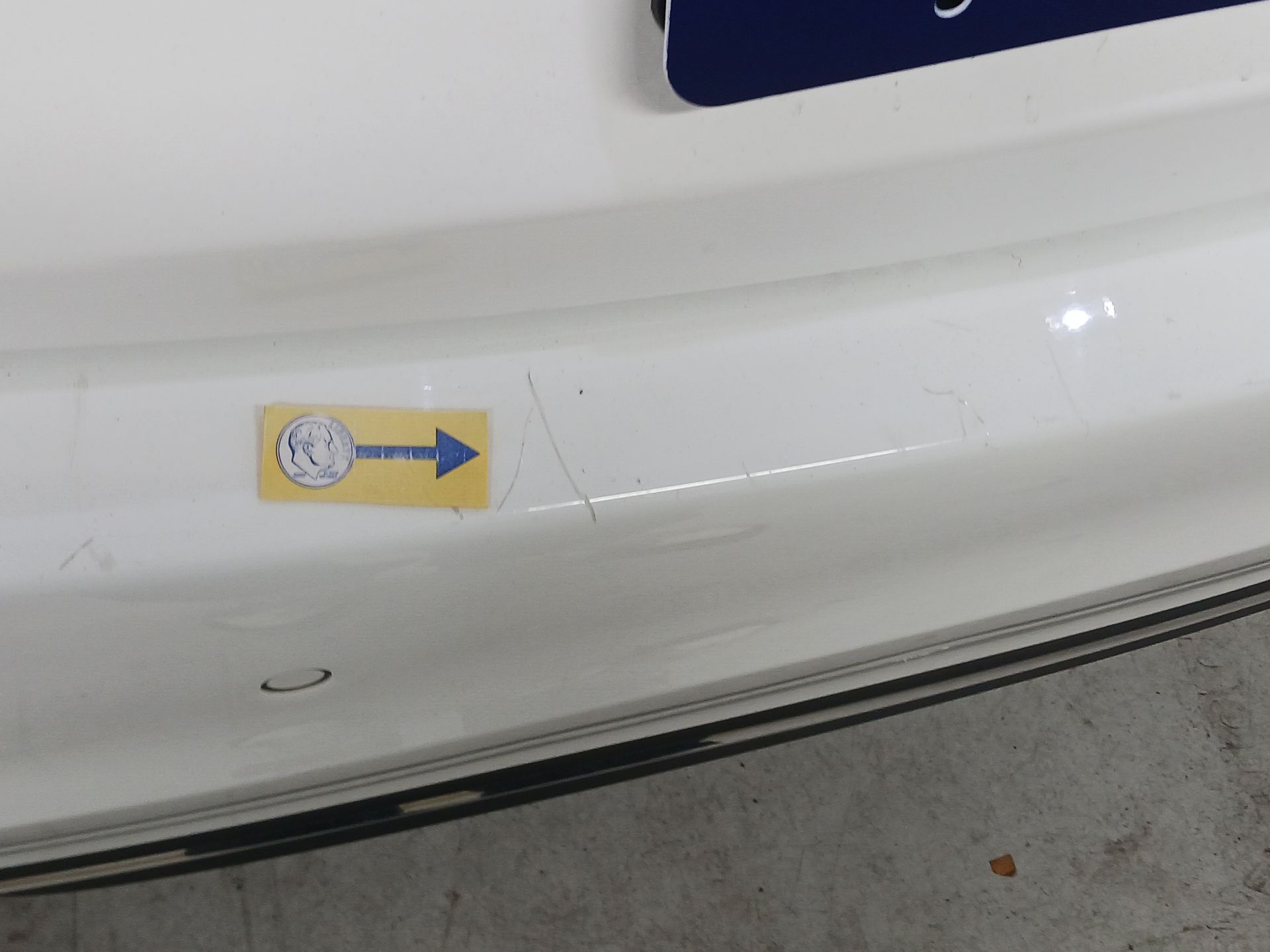 Thumbnail: 2023 Mercedes-Benz C-Class - 18