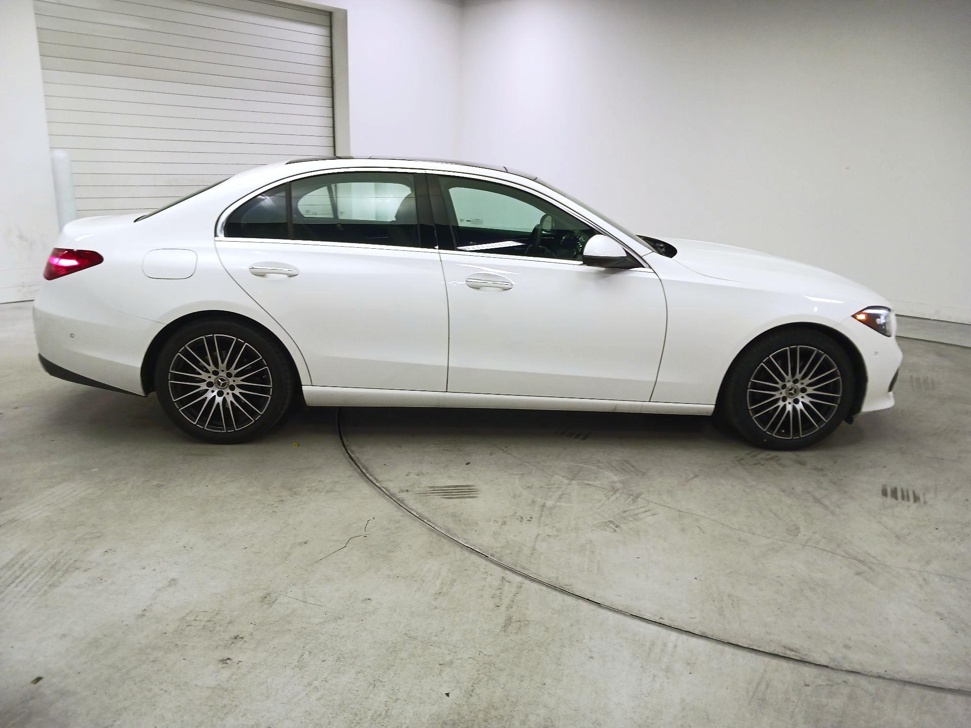 Thumbnail: 2023 Mercedes-Benz C-Class - 4