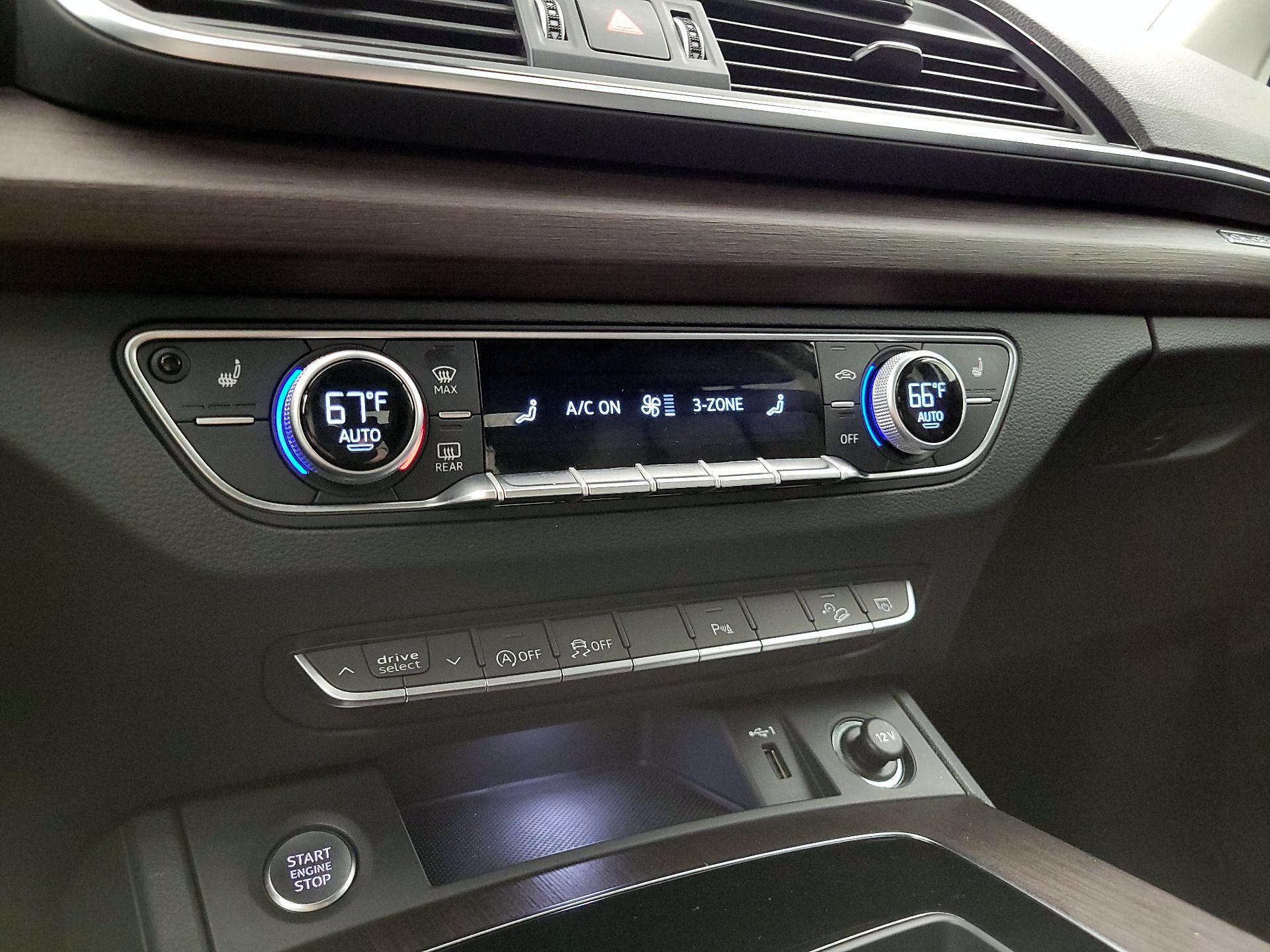 Thumbnail: 2023 Audi Q5 - 17