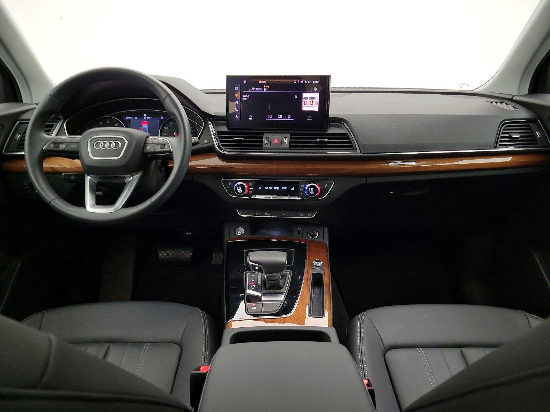 Thumbnail: 2023 Audi Q5 - 9