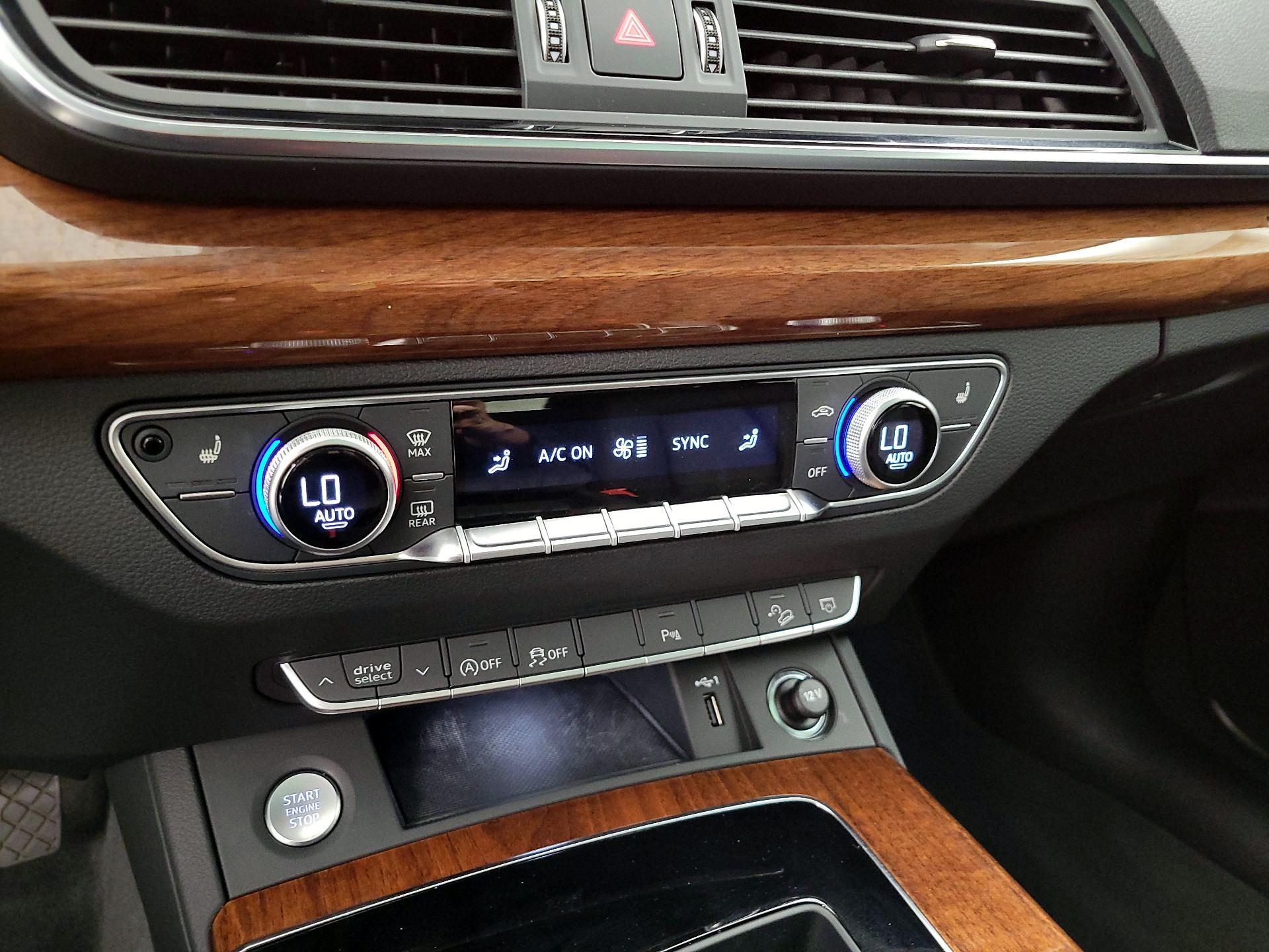 Thumbnail: 2023 Audi Q5 - 16