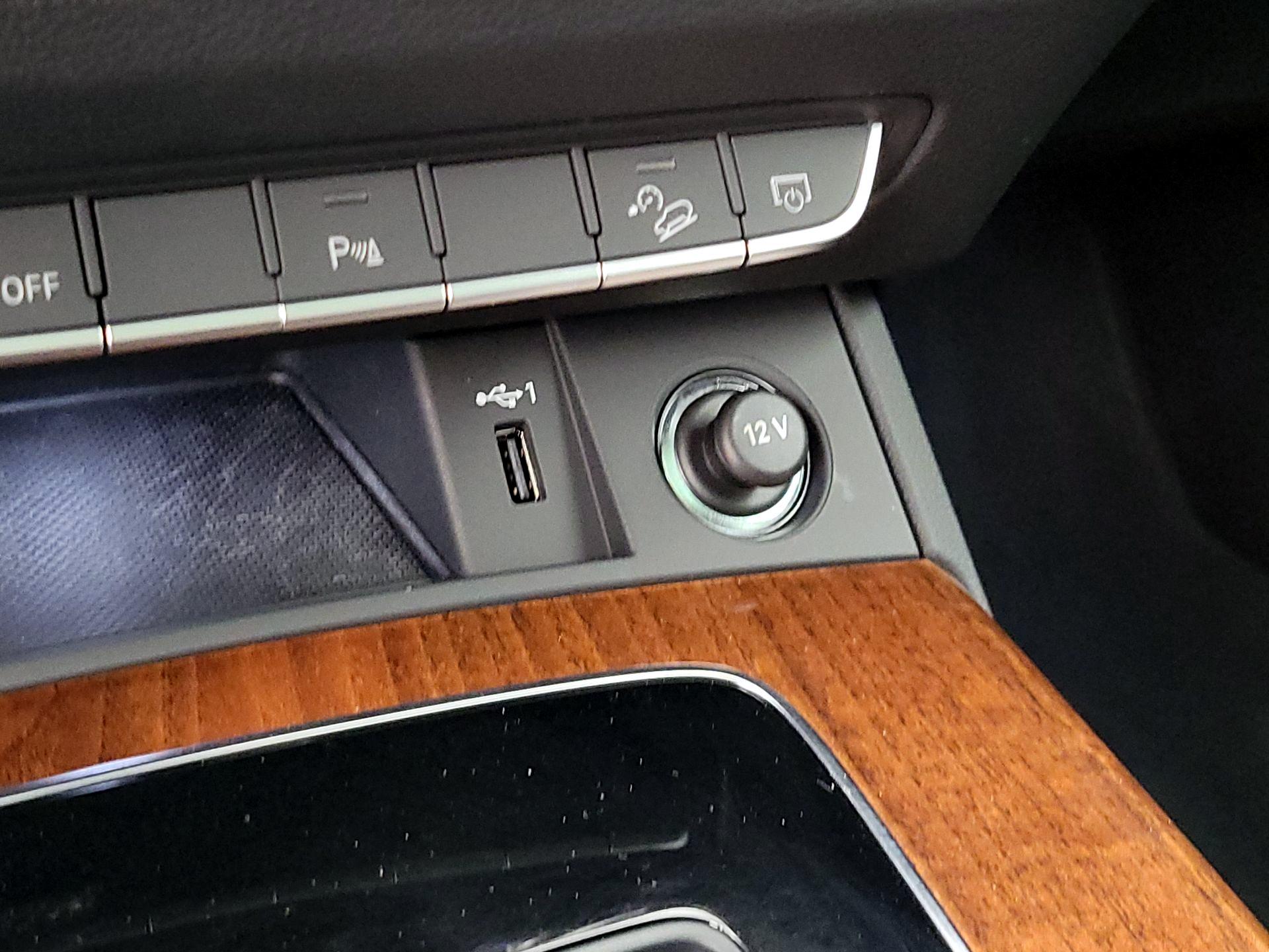 Thumbnail: 2023 Audi Q5 - 18