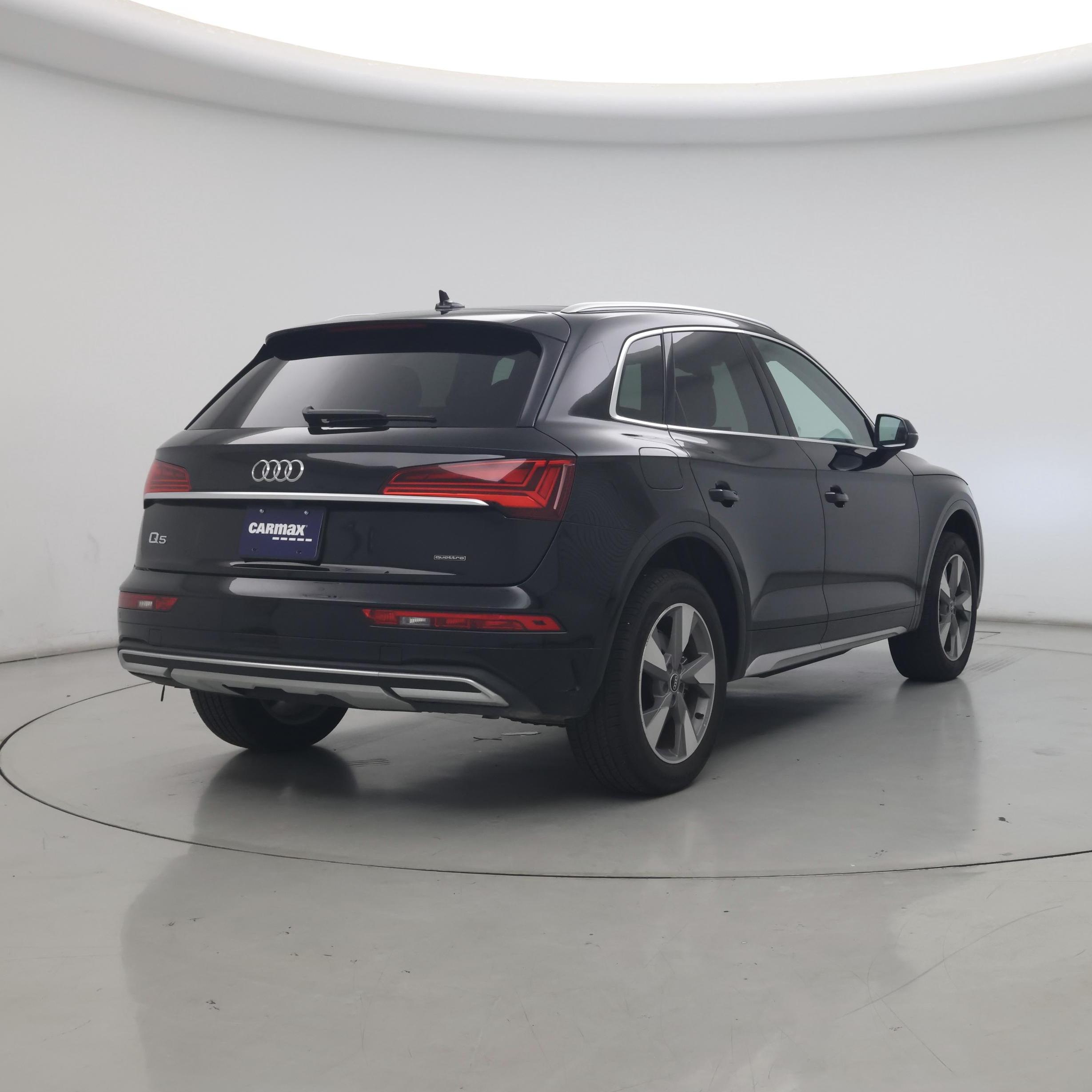 Thumbnail: 2023 Audi Q5 - 8