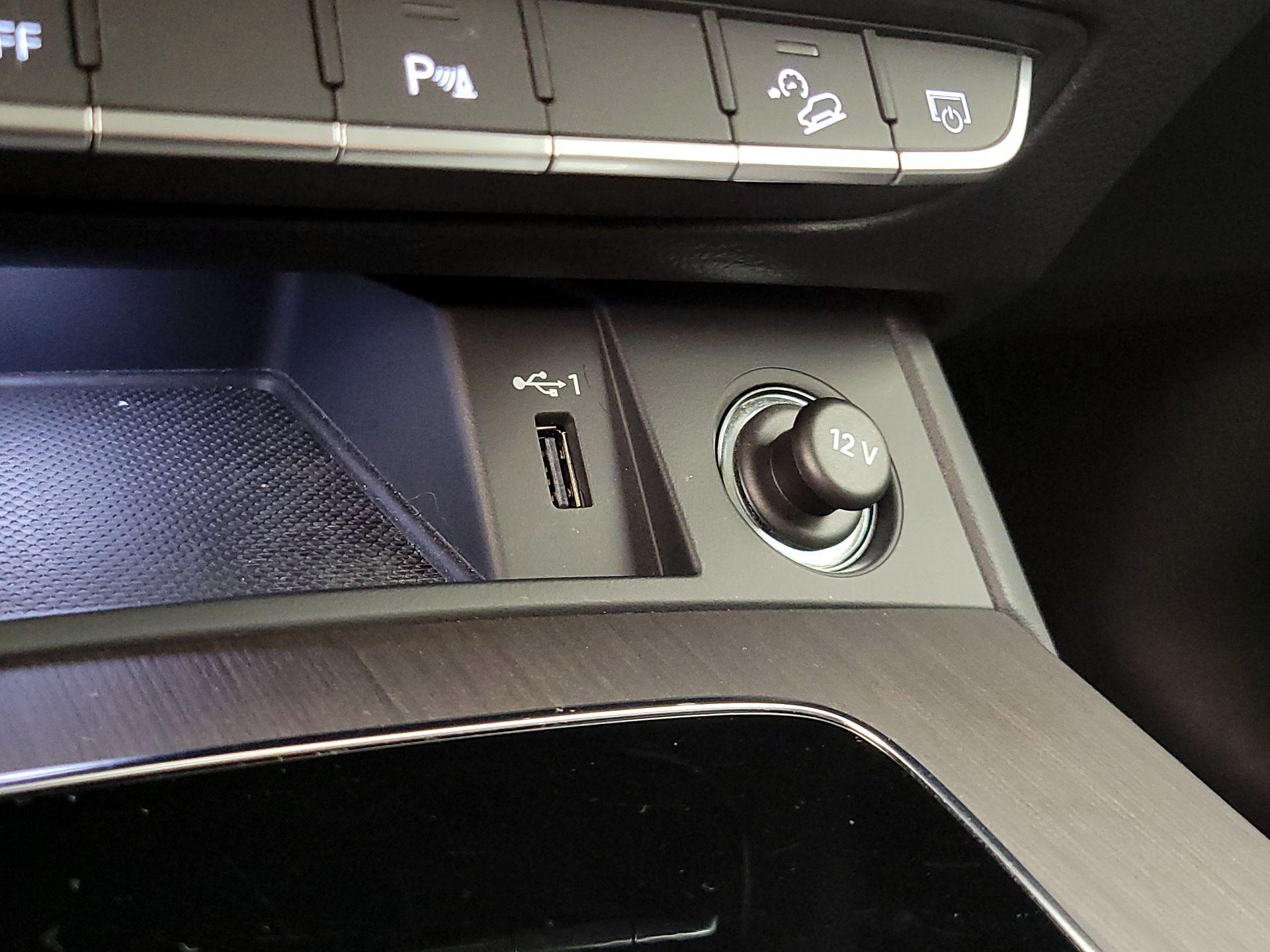 Thumbnail: 2023 Audi Q5 - 19