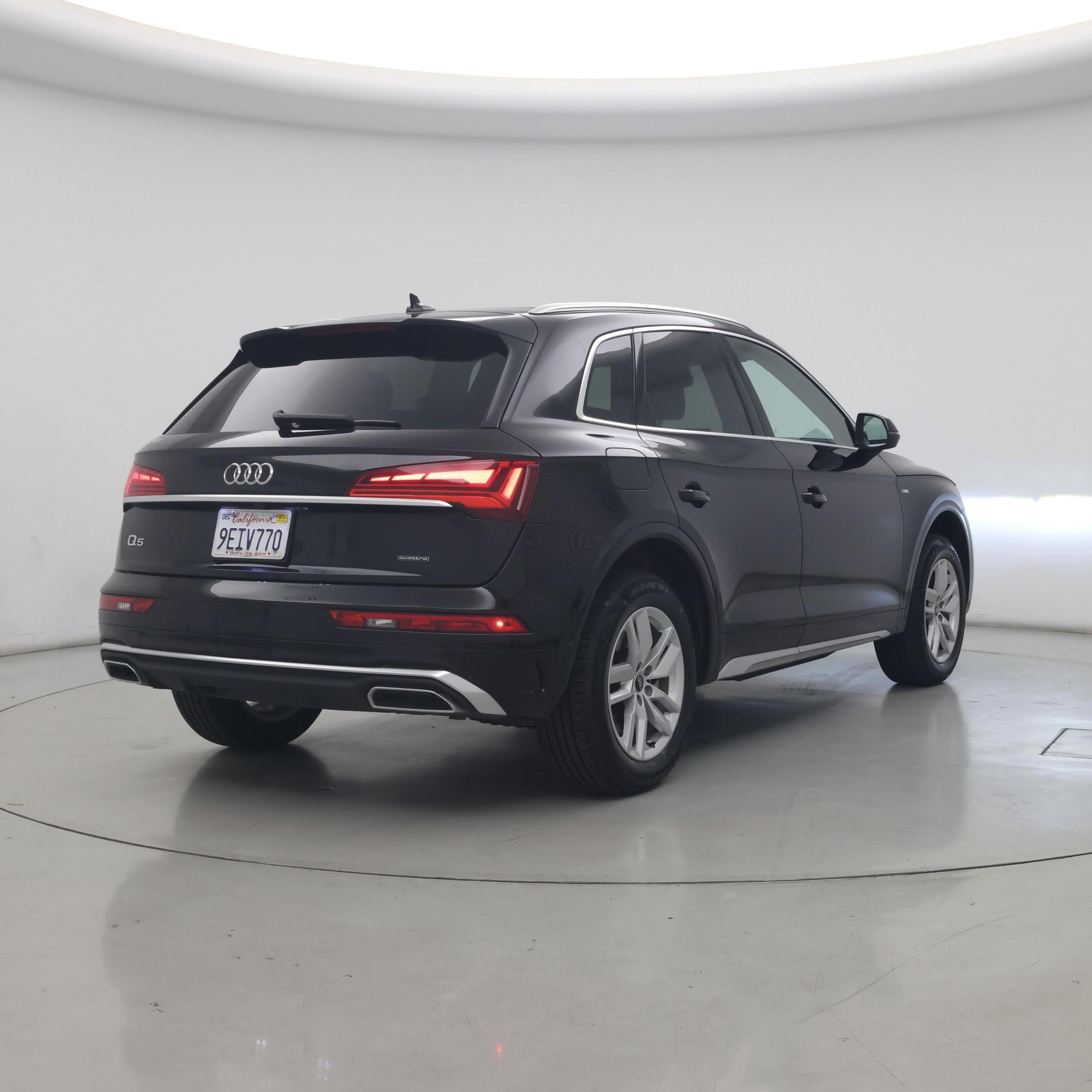 Thumbnail: 2023 Audi Q5 - 8