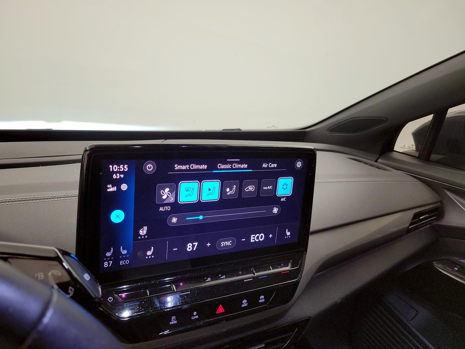 Thumbnail: 2023 Volkswagen ID.4 - 17