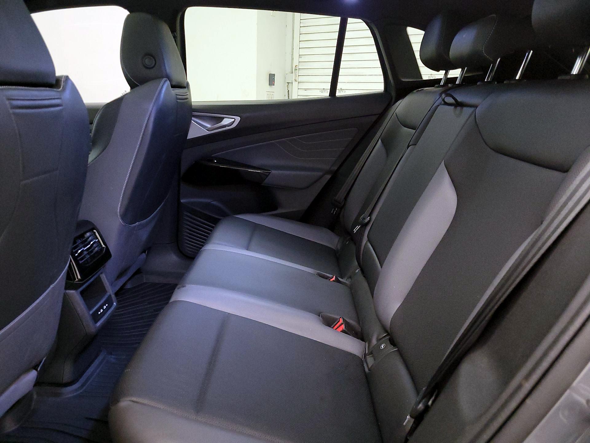 Thumbnail: 2023 Volkswagen ID.4 - 20