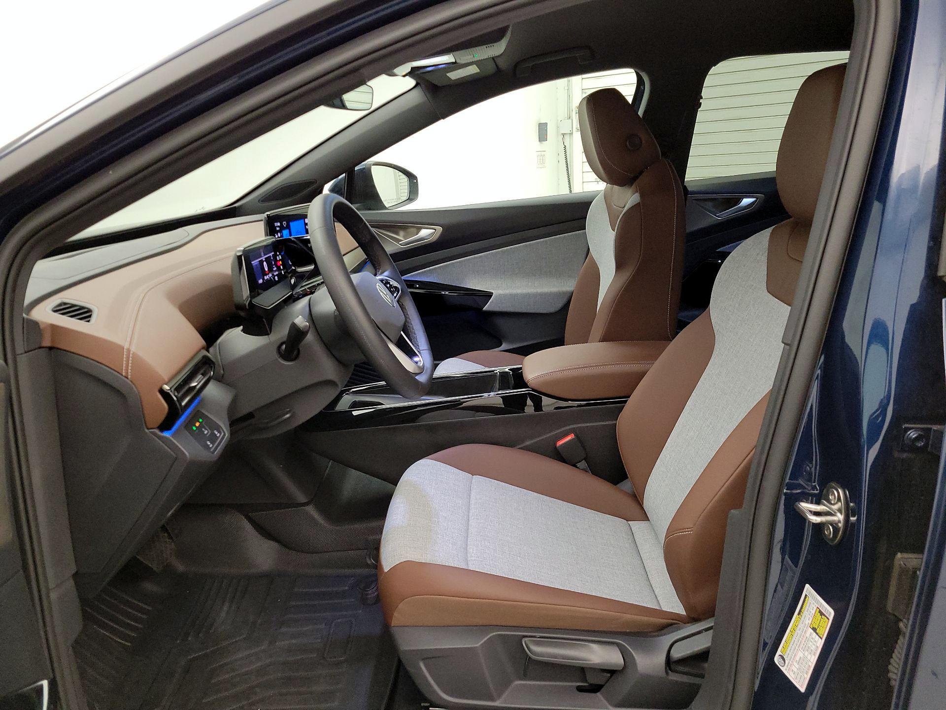 Thumbnail: 2023 Volkswagen ID.4 - 11