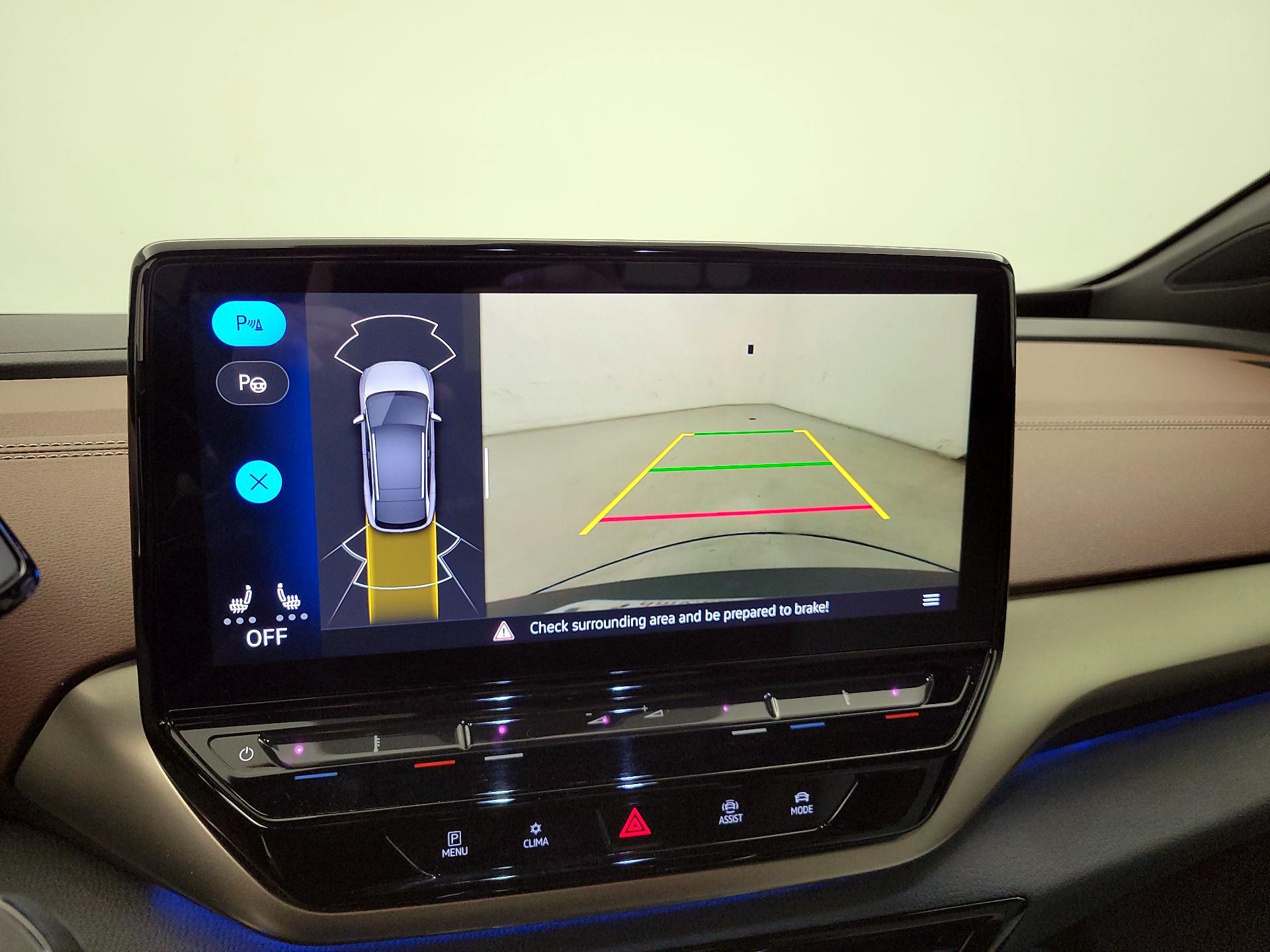 Thumbnail: 2023 Volkswagen ID.4 - 14