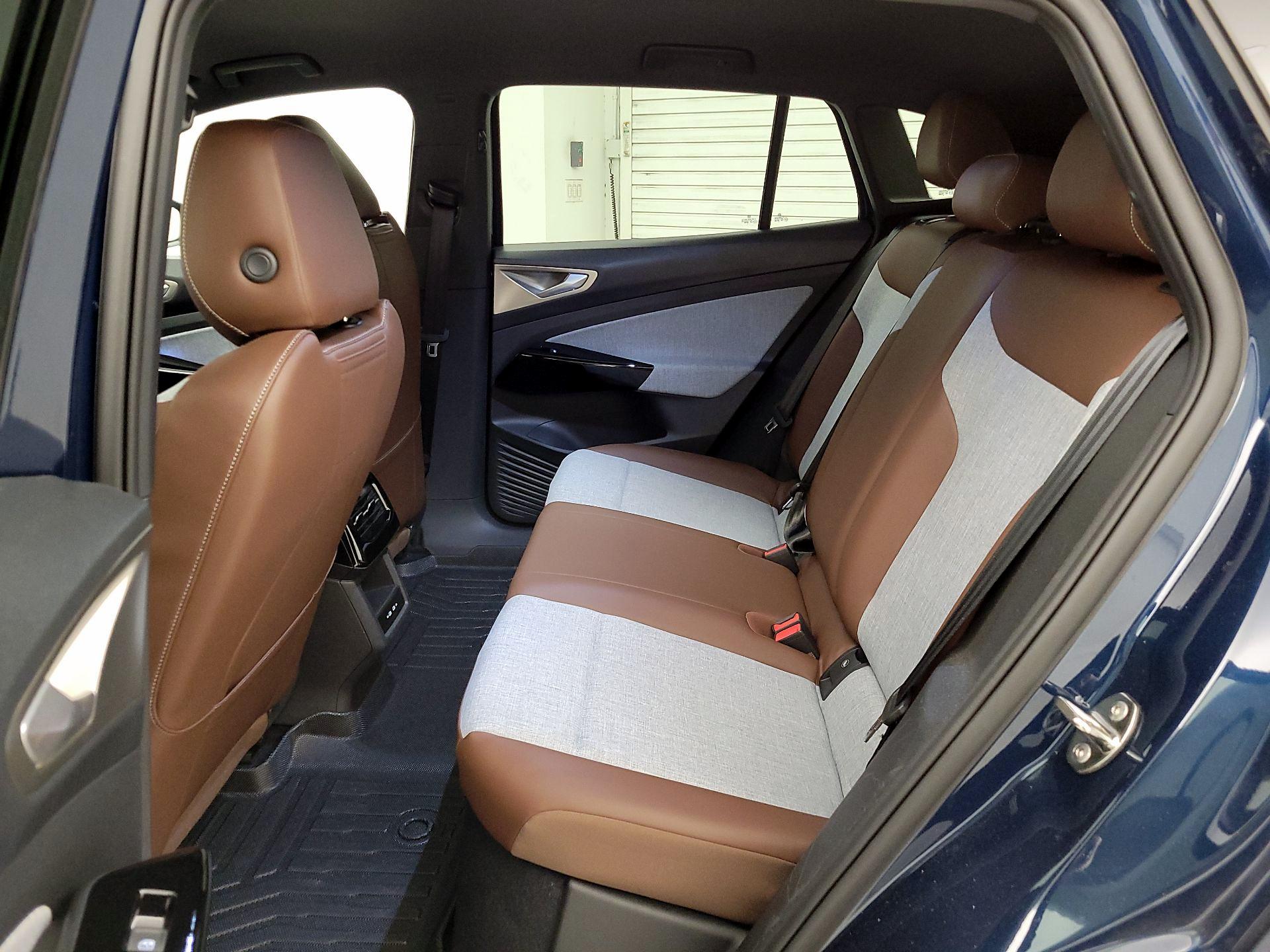 Thumbnail: 2023 Volkswagen ID.4 - 19