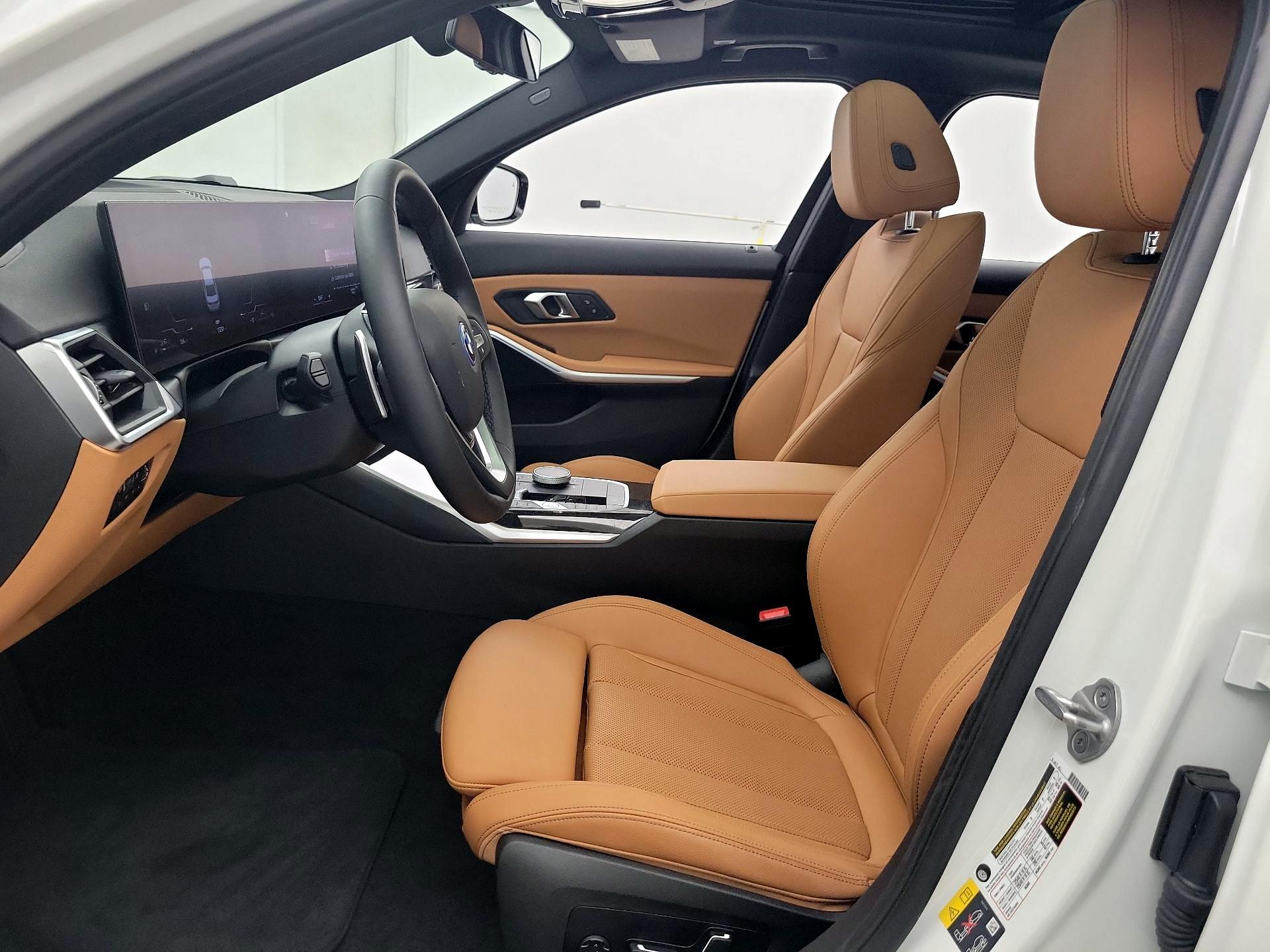 Thumbnail: 2024 BMW 3 Series - 11