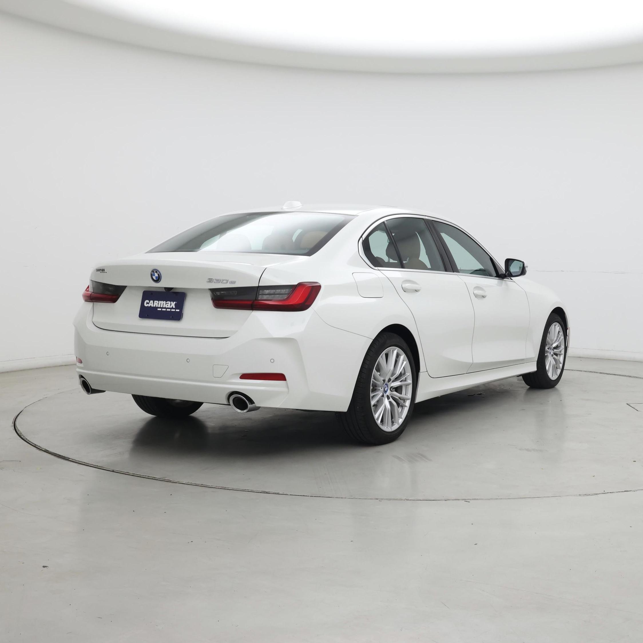 Thumbnail: 2024 BMW 3 Series - 8