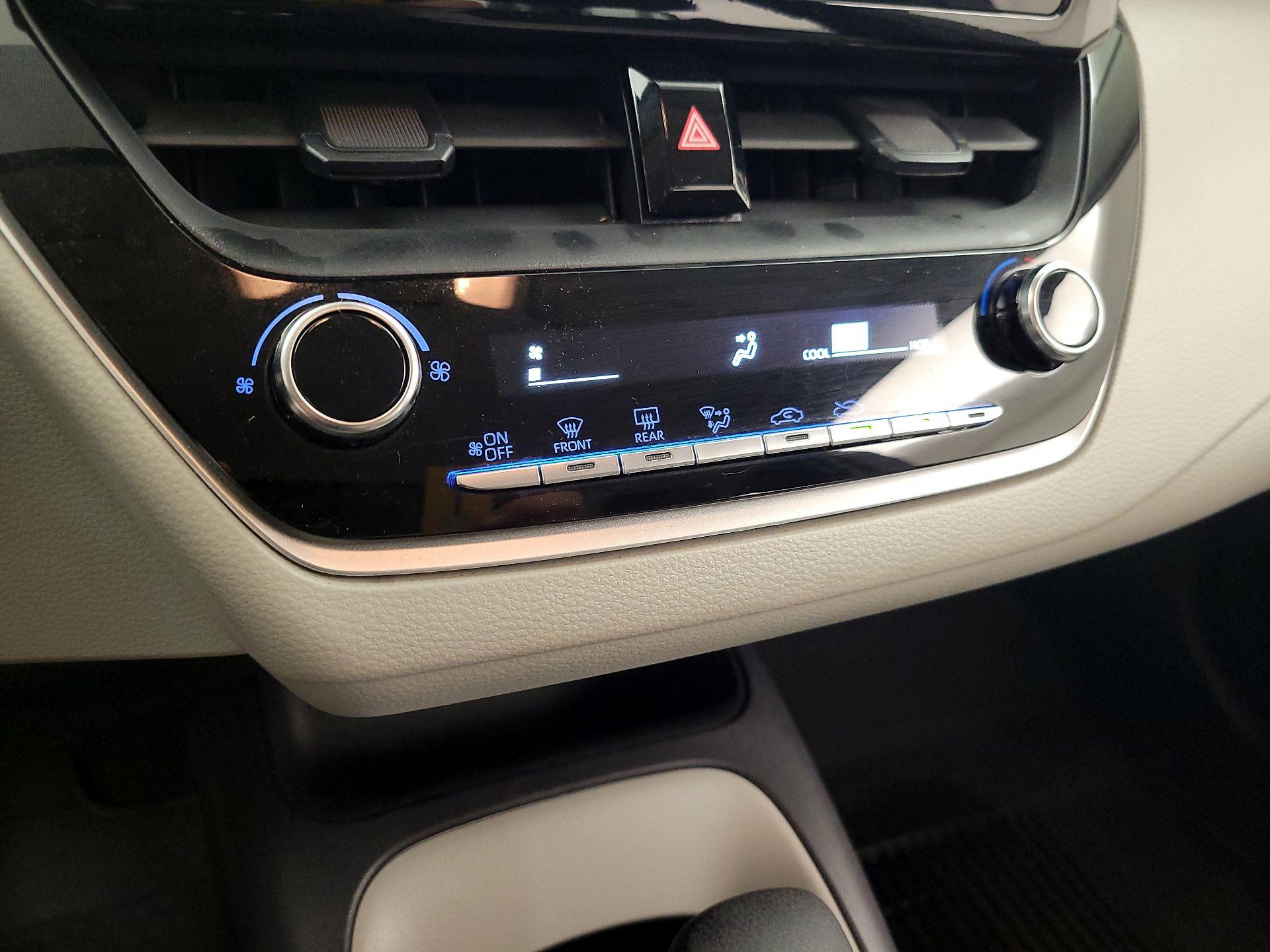 Thumbnail: 2022 Toyota Corolla - 16