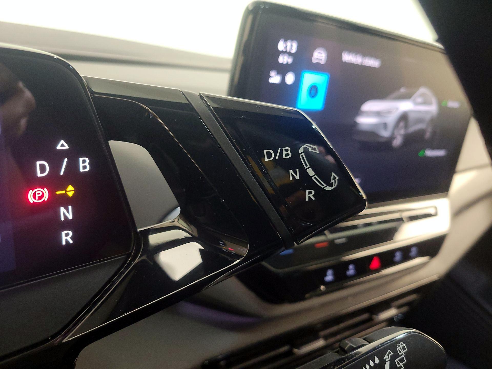 Thumbnail: 2023 Volkswagen ID.4 - 18