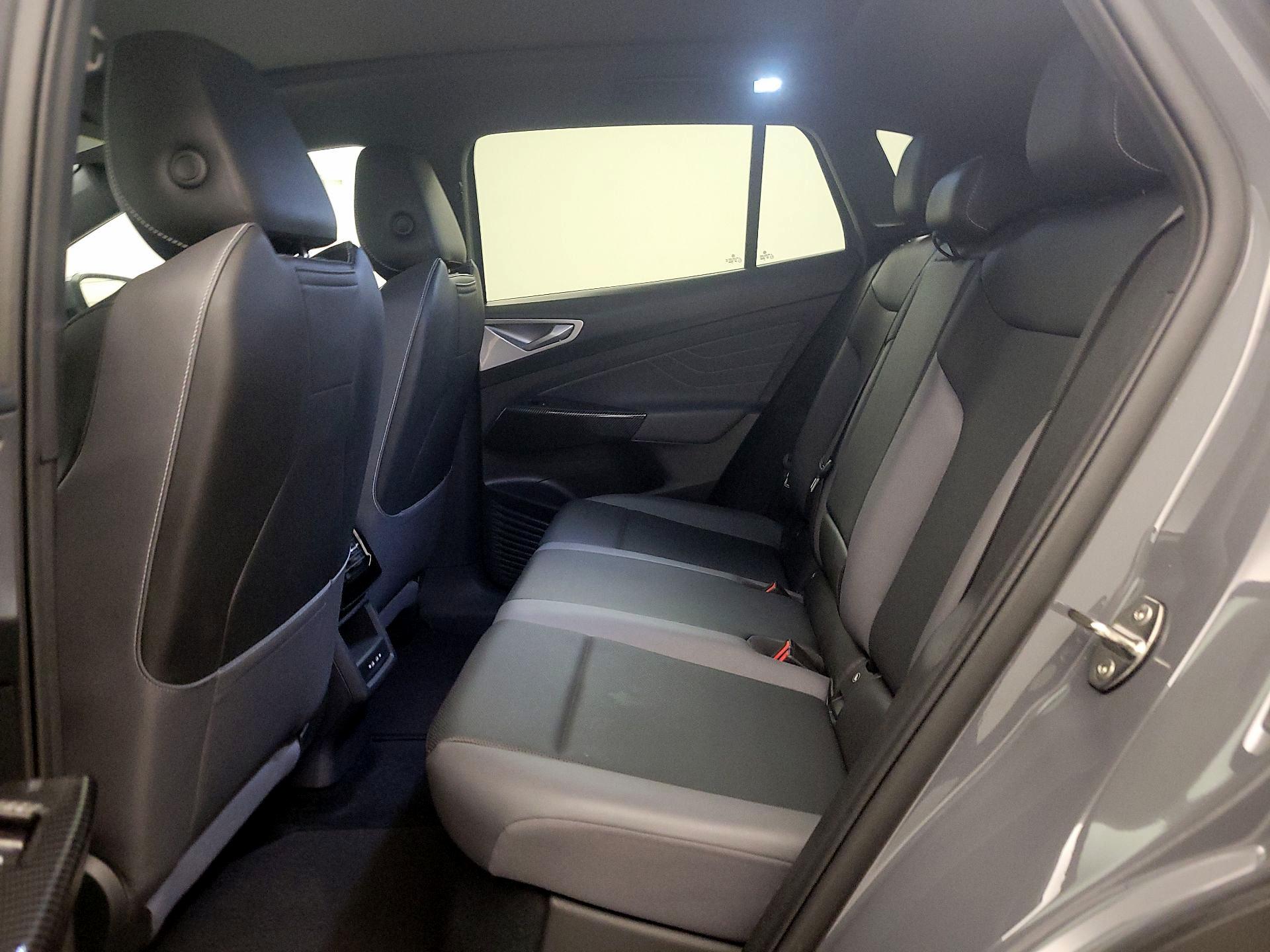 Thumbnail: 2023 Volkswagen ID.4 - 19