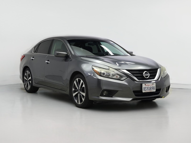 2016 Nissan Altima SR -
                  San Diego, CA