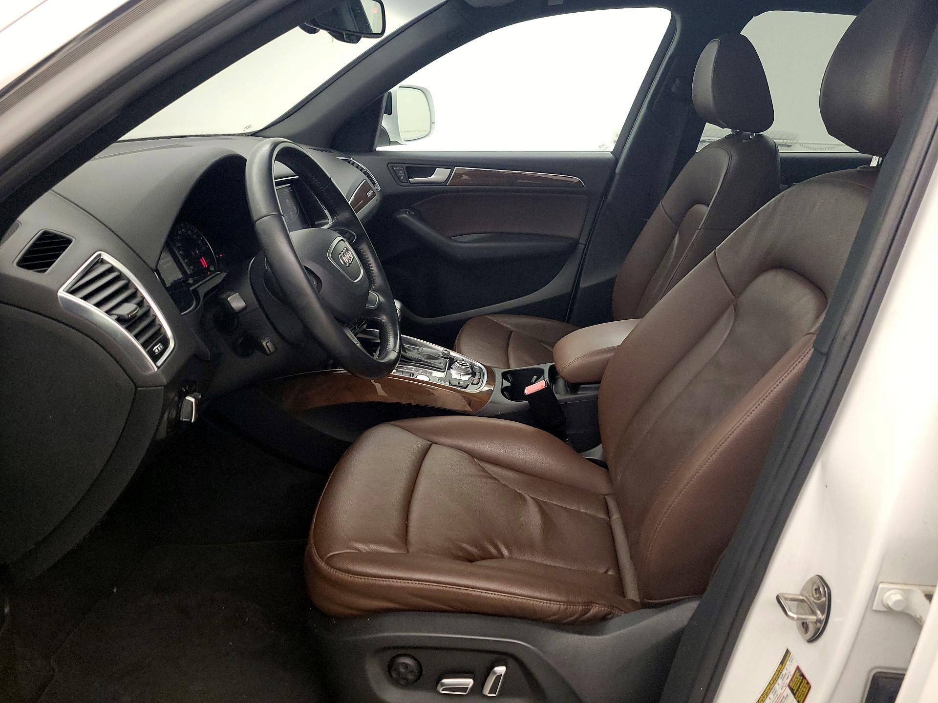 Thumbnail: 2015 Audi Q5 - 11