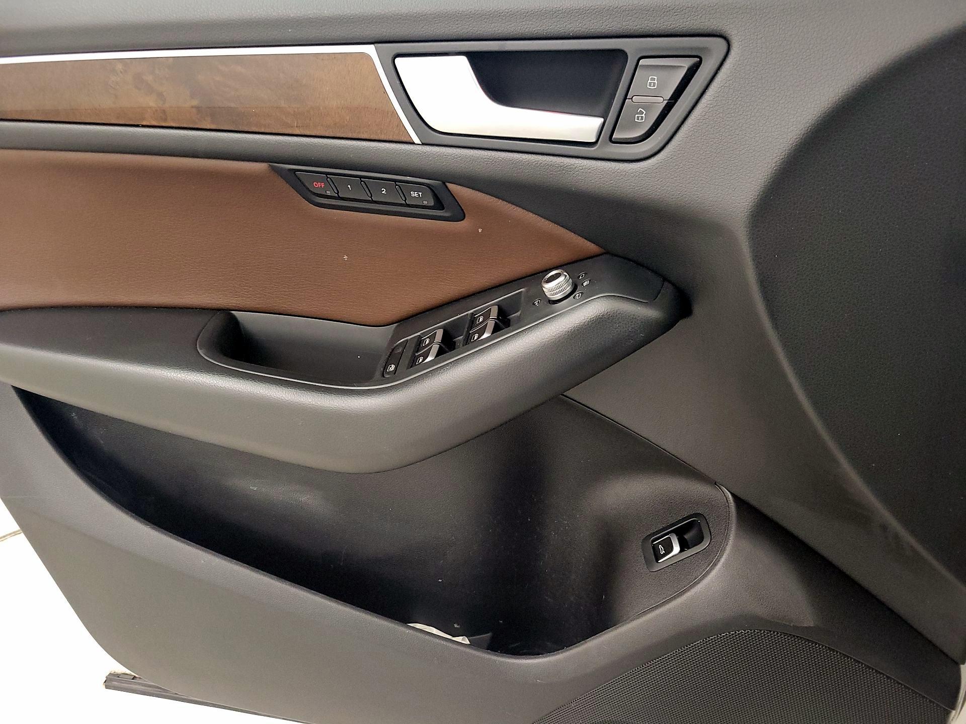 Thumbnail: 2015 Audi Q5 - 12