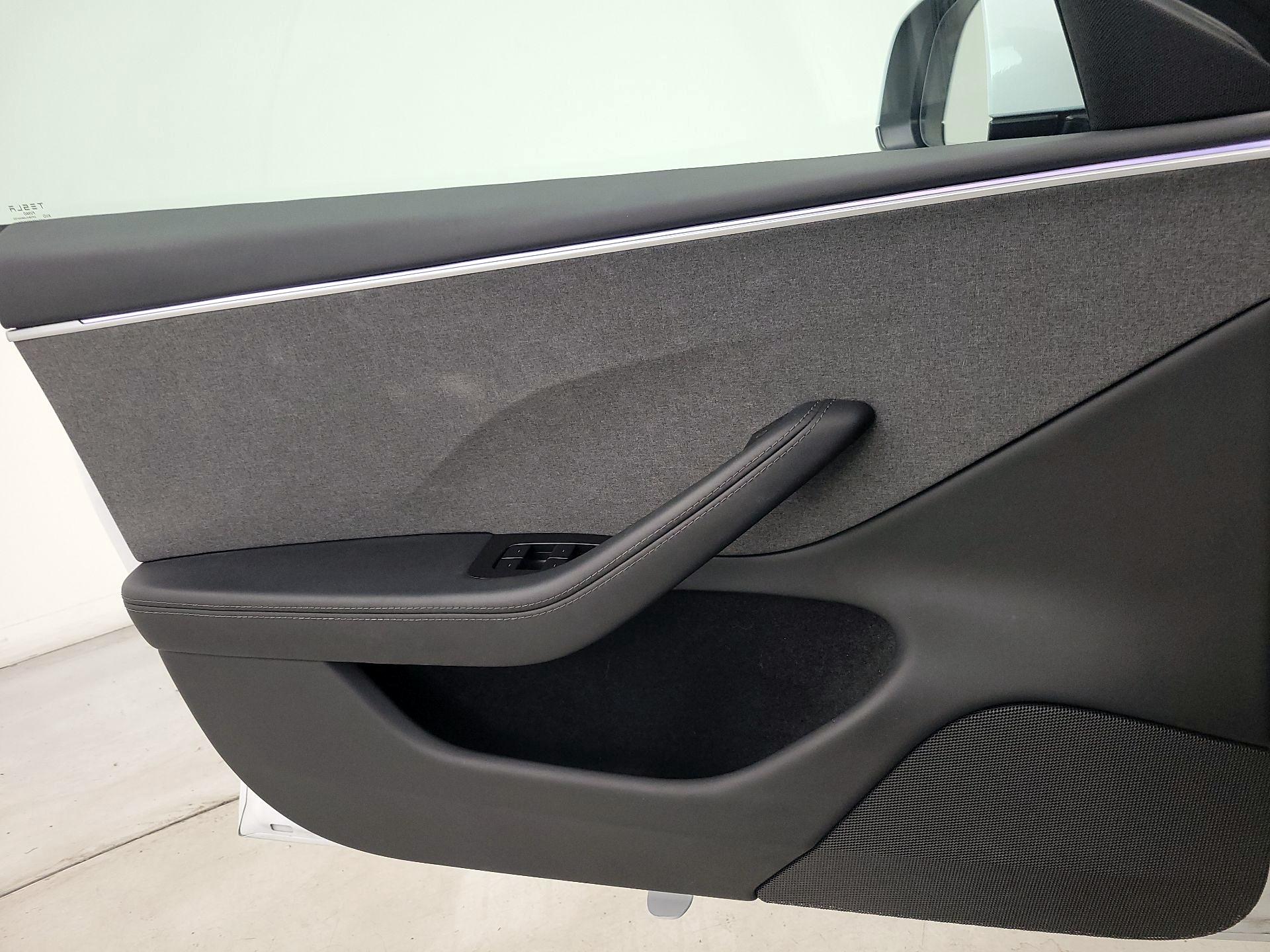 Thumbnail: 2024 Tesla Model 3 - 12