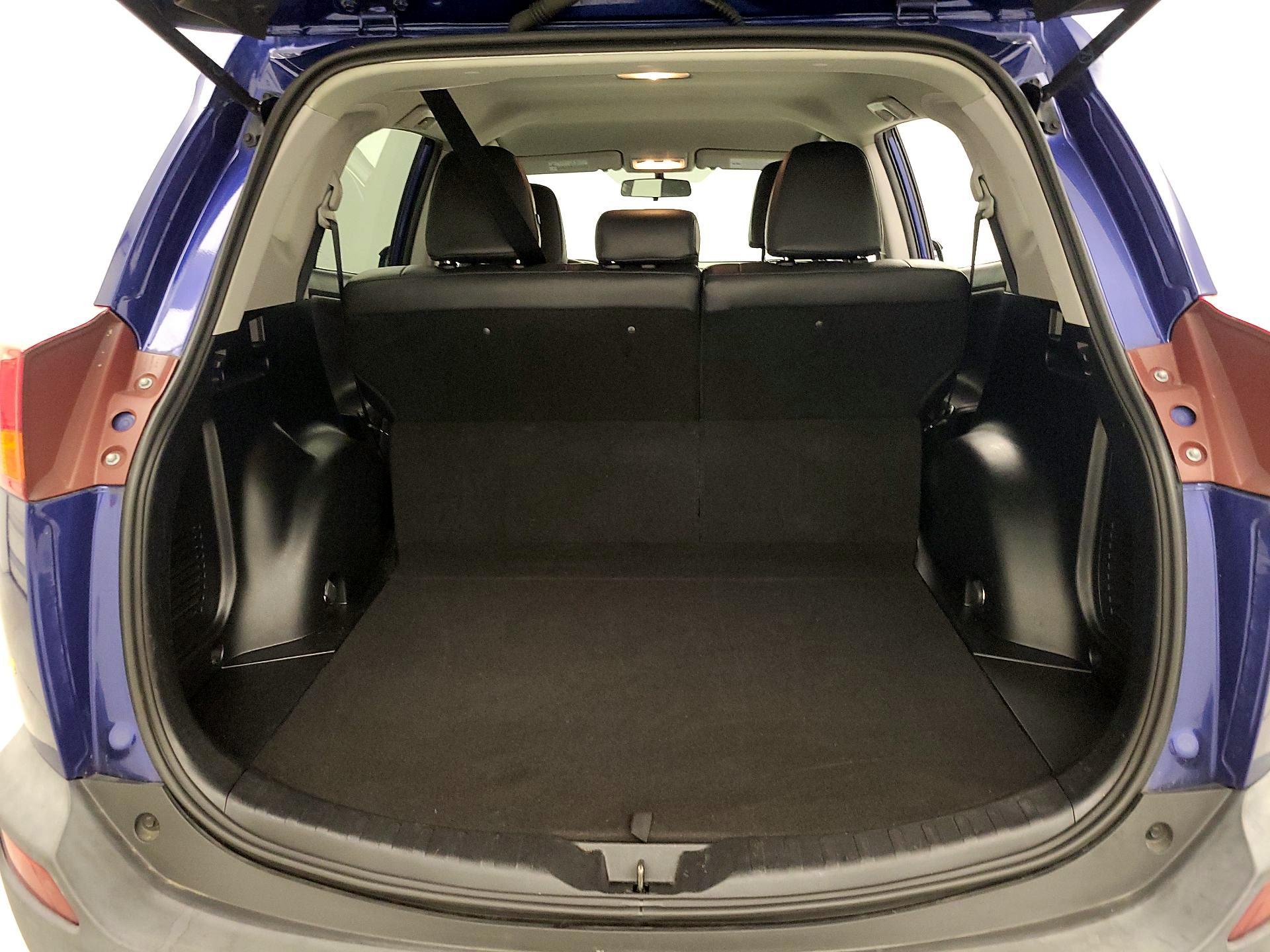 Thumbnail: 2015 Toyota RAV4 - 20