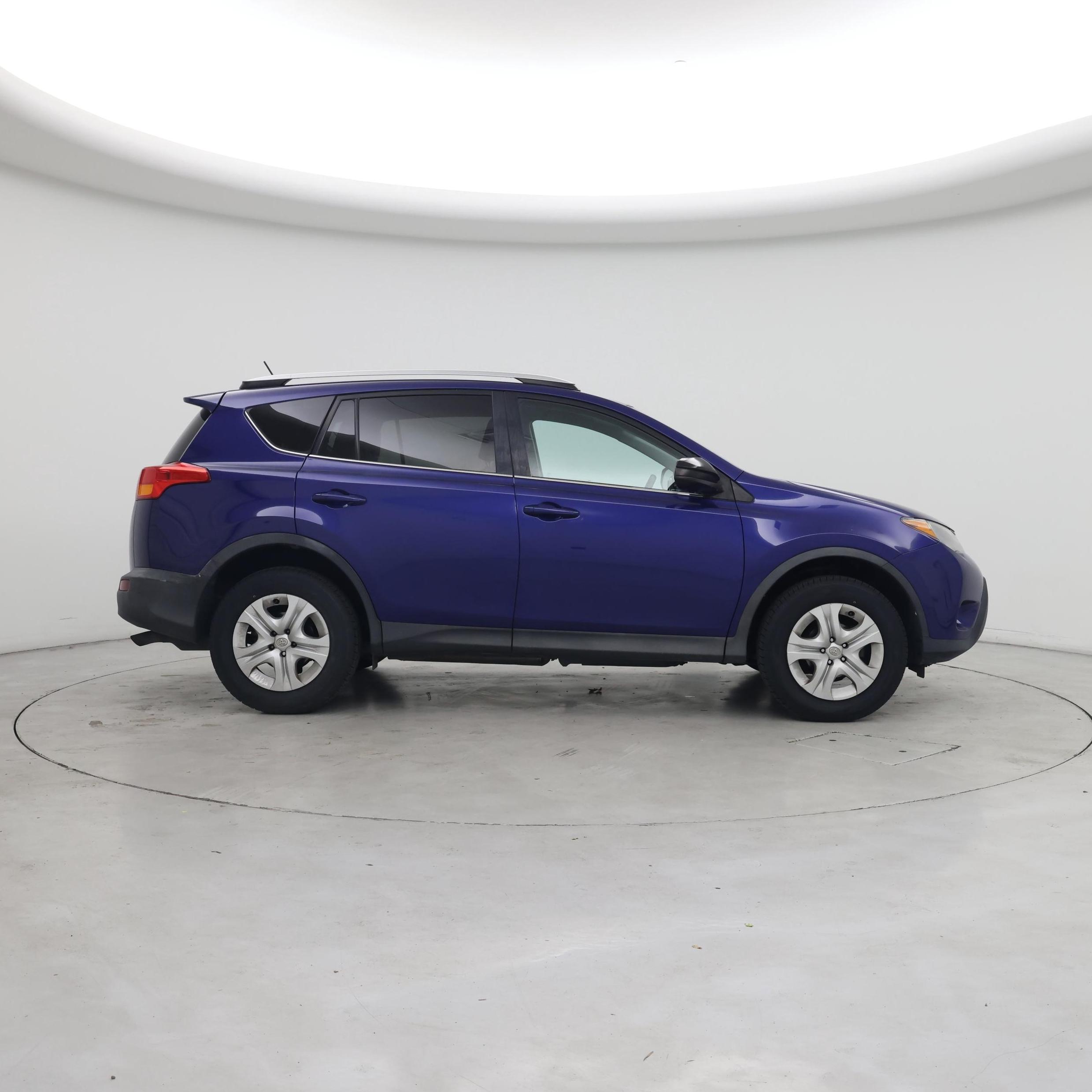 Thumbnail: 2015 Toyota RAV4 - 7