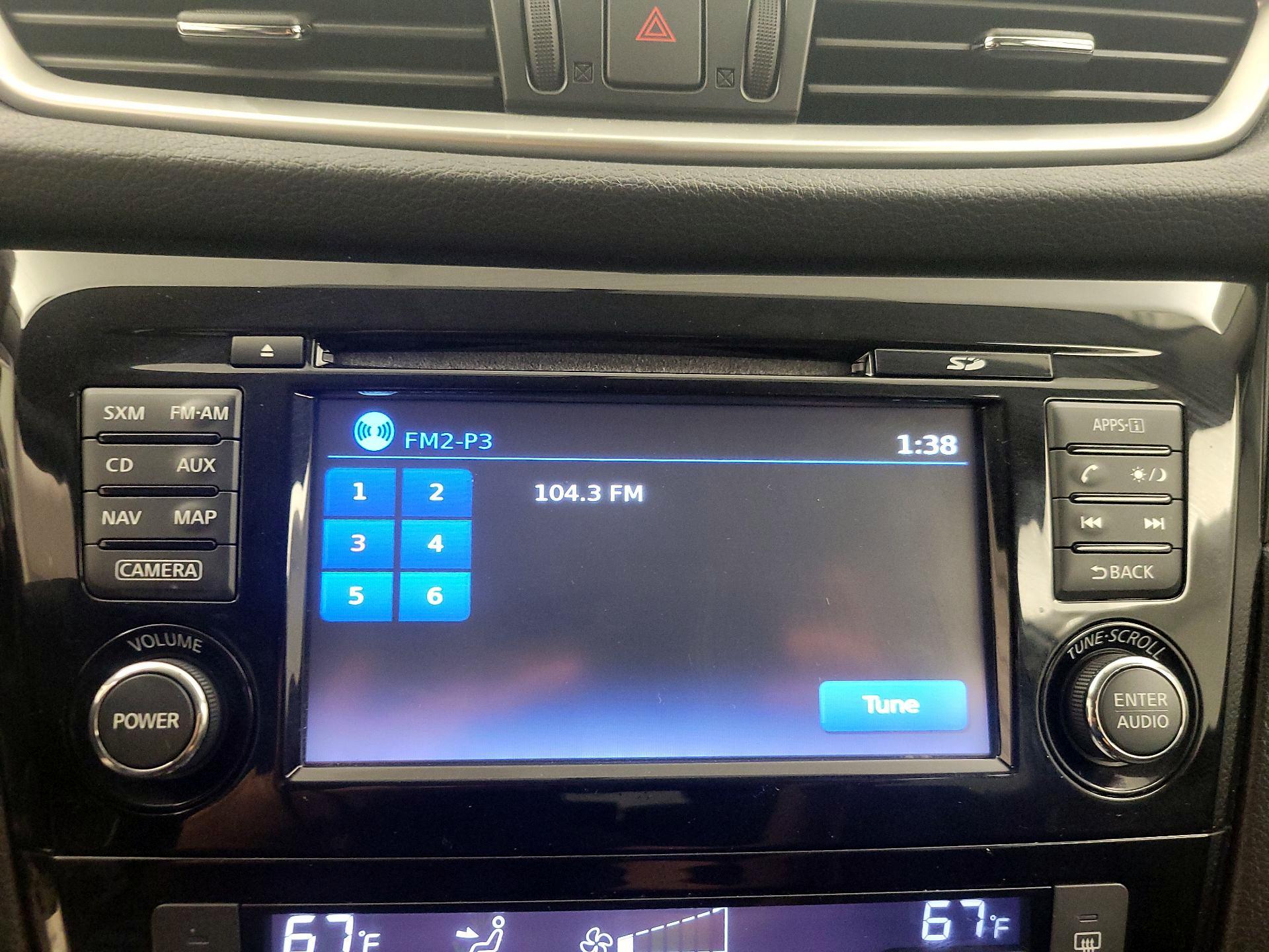 Thumbnail: 2016 Nissan Rogue - 16