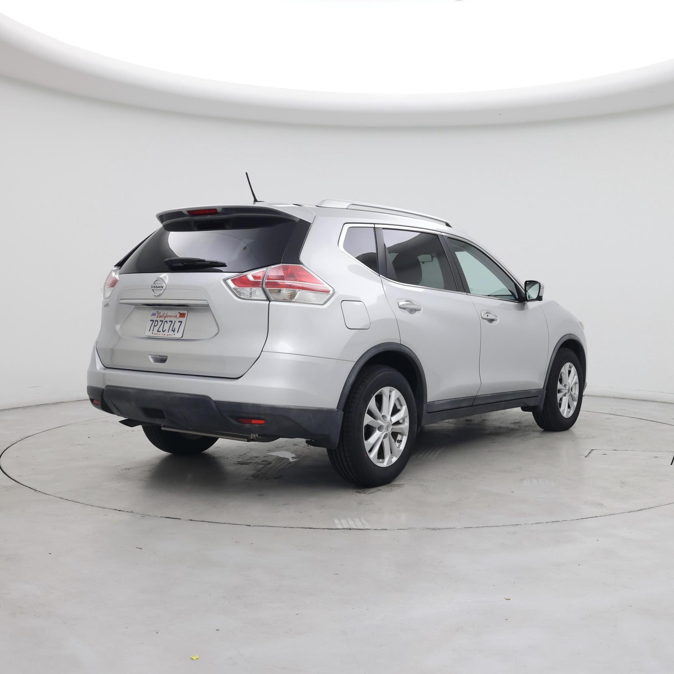 Thumbnail: 2016 Nissan Rogue - 8