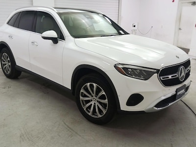 2025 Mercedes-Benz GLC300