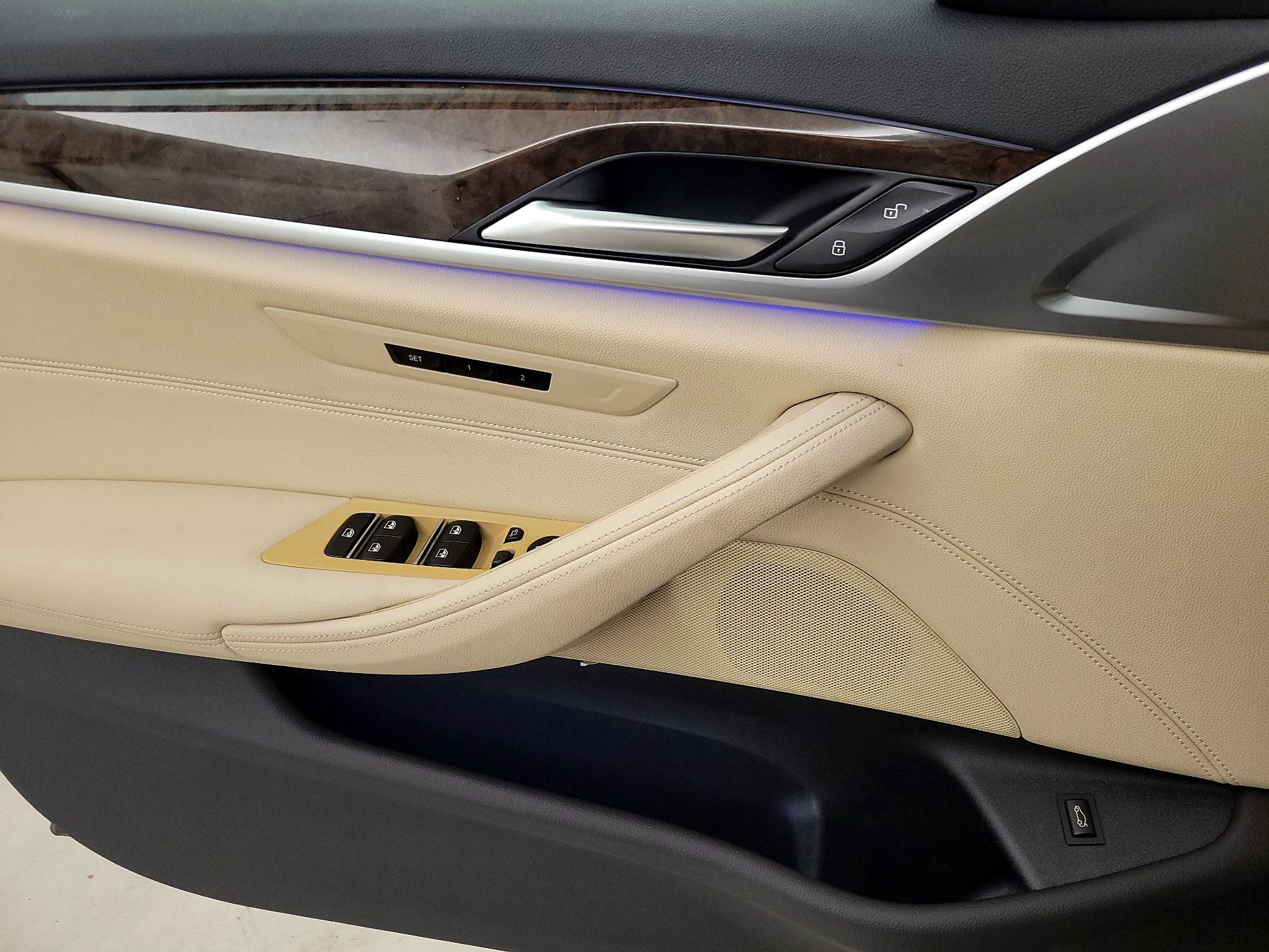 Thumbnail: 2019 BMW 5 Series - 12