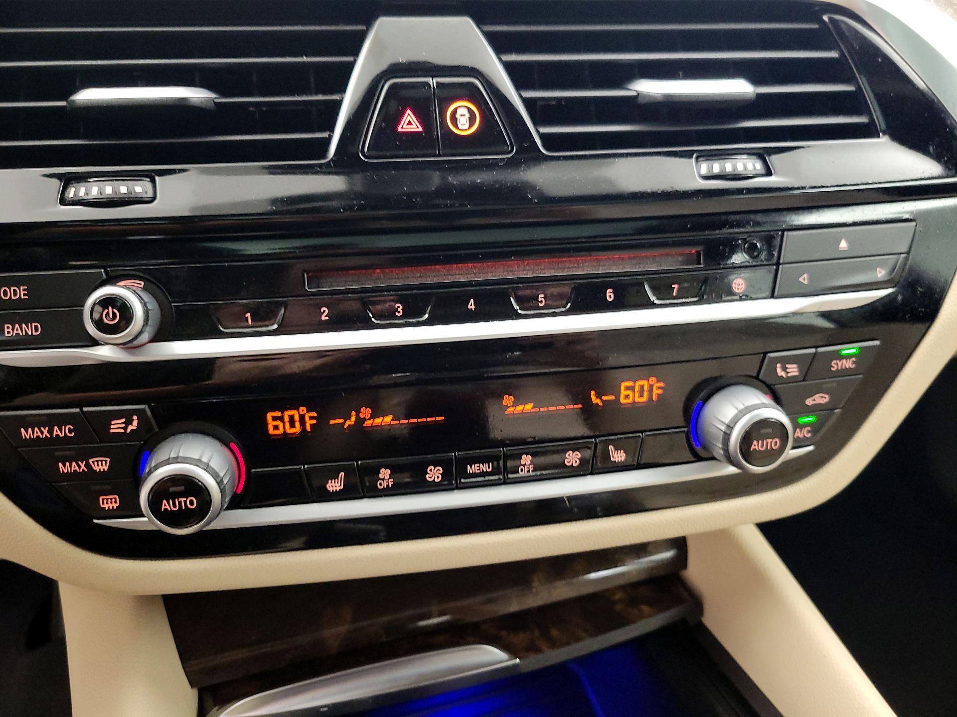 Thumbnail: 2019 BMW 5 Series - 17