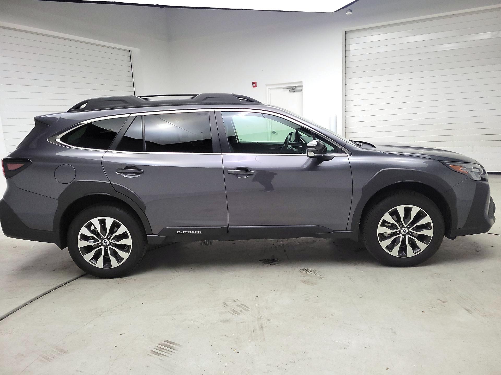 Thumbnail: 2025 Subaru Outback - 4