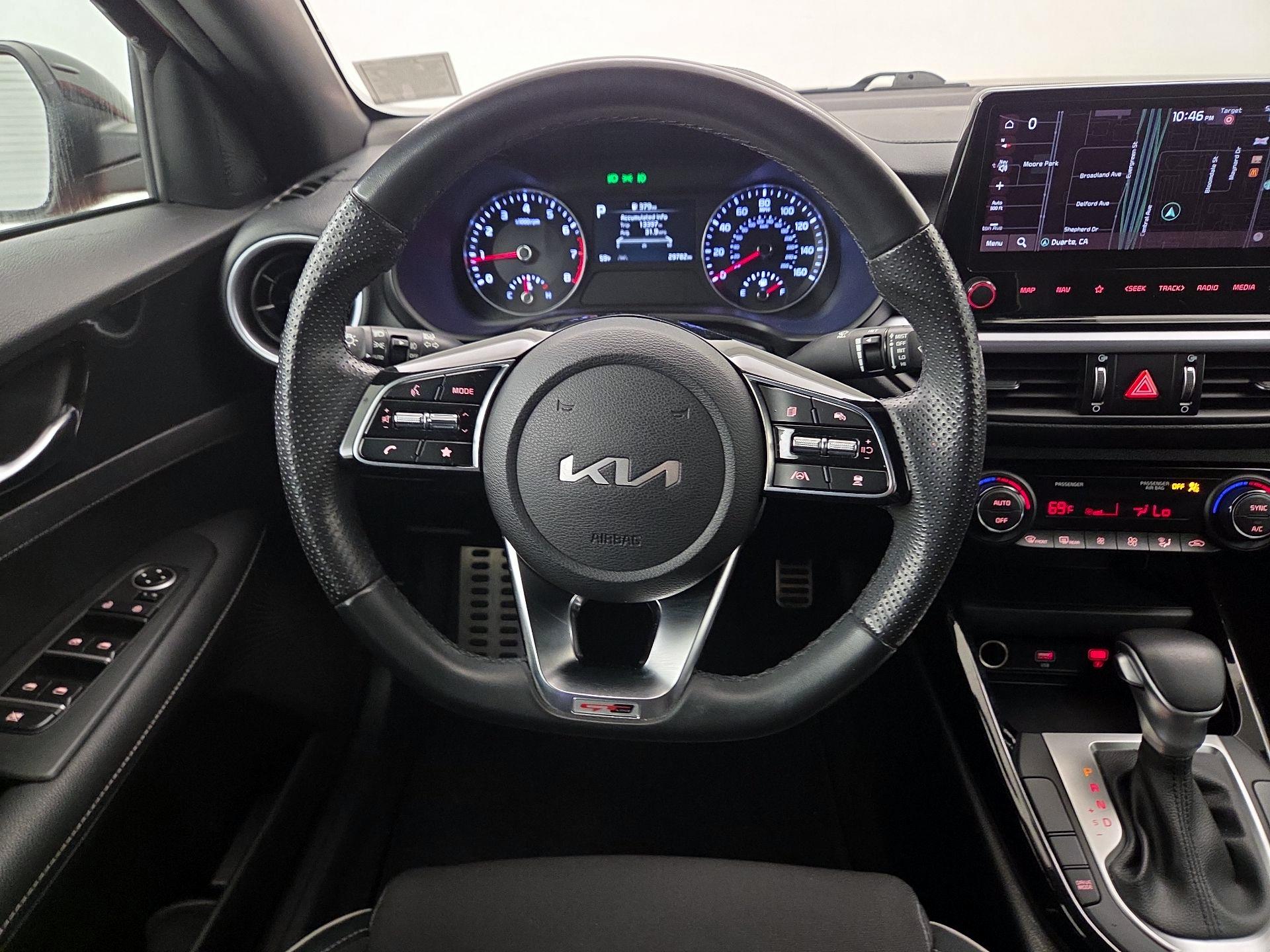 Thumbnail: 2023 Kia Forte - 10