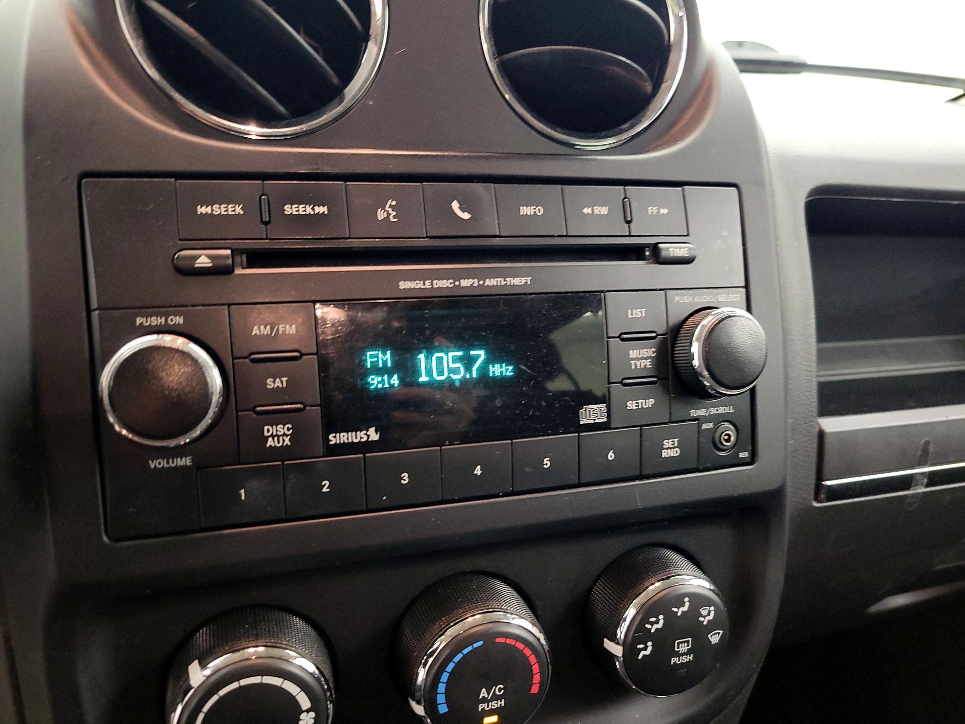 Thumbnail: 2016 Jeep Patriot - 13