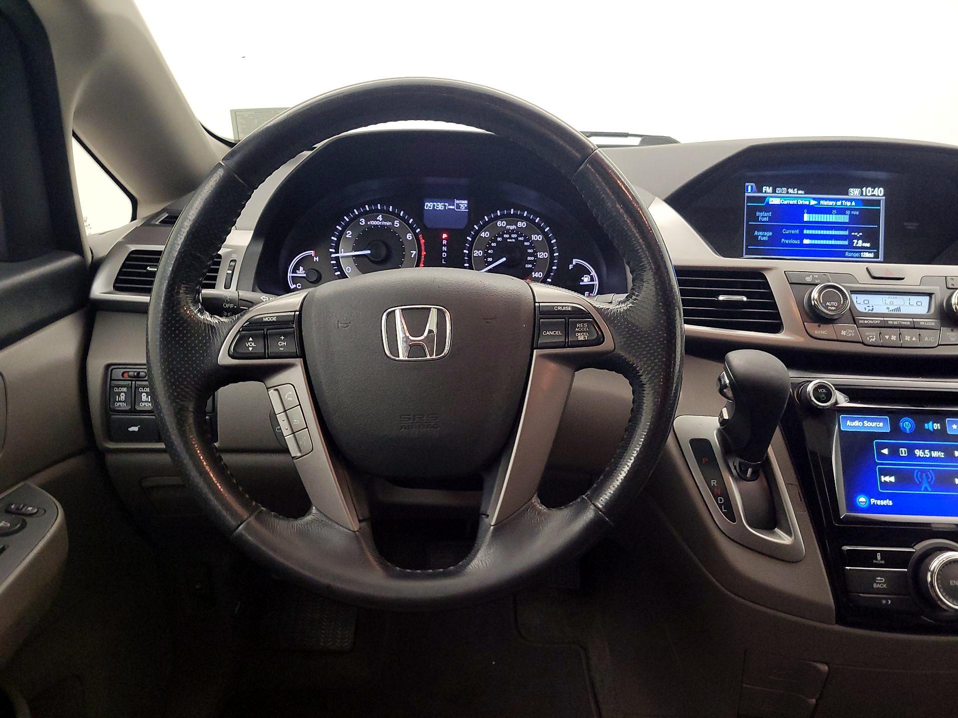 Thumbnail: 2016 Honda Odyssey - 10