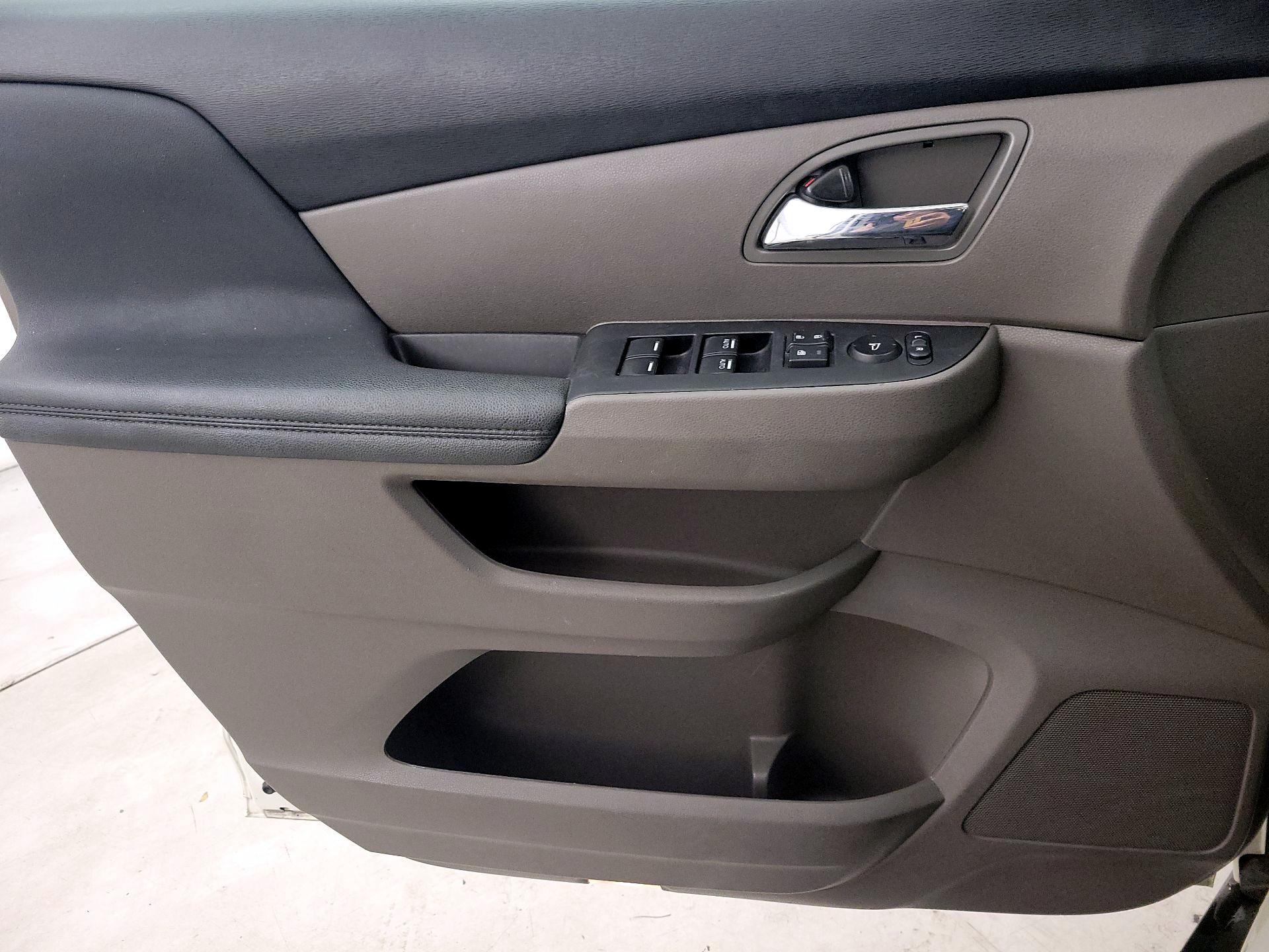 Thumbnail: 2016 Honda Odyssey - 12